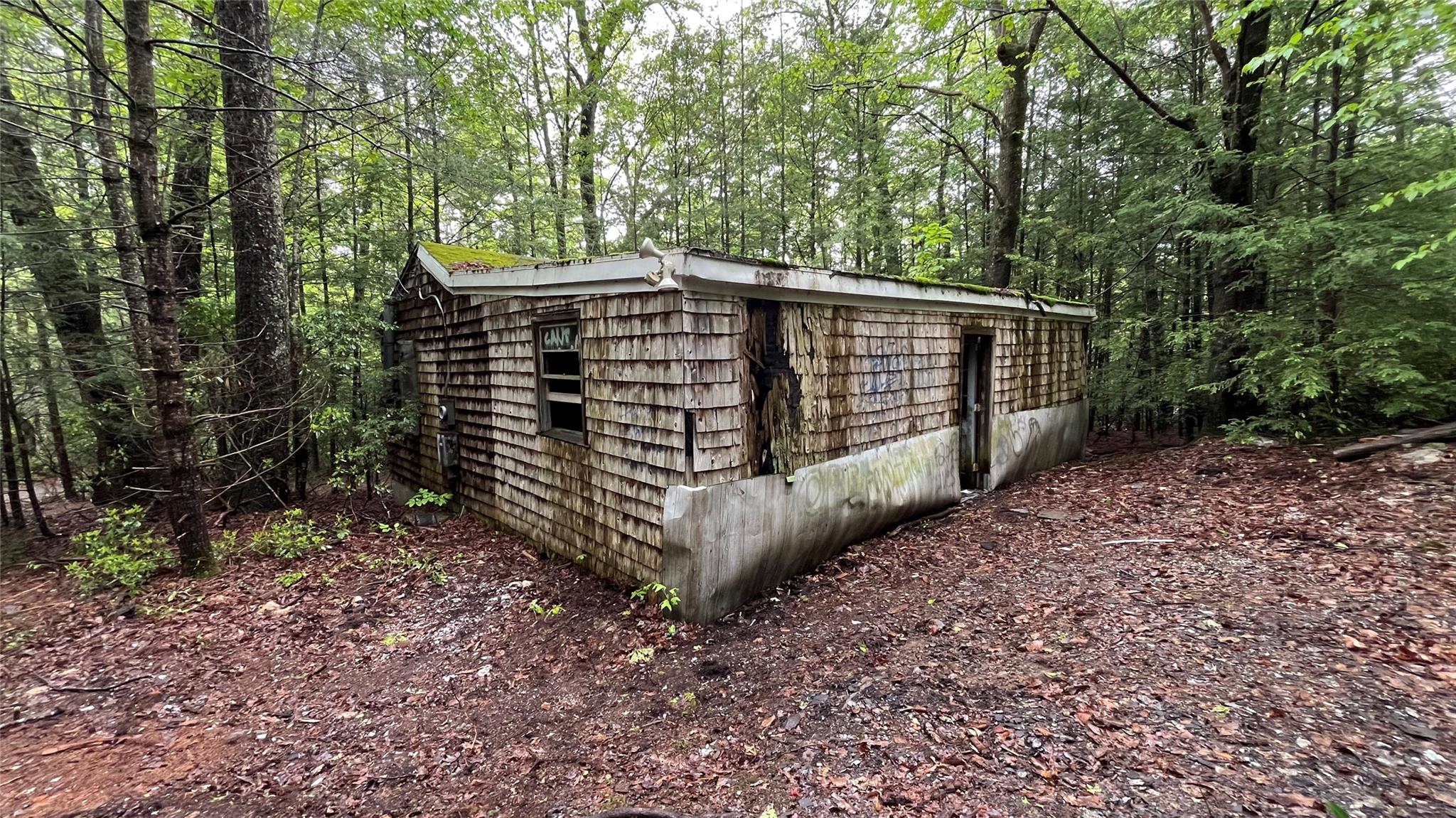 14 Saw Pitt Road, Kerhonkson, NY 12446