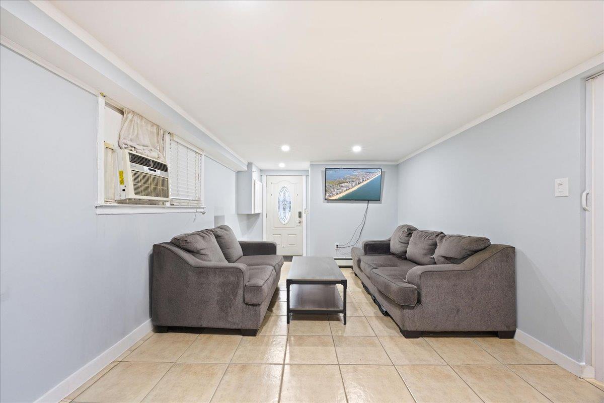 254 Hyatt Avenue, Yonkers, NY 10704