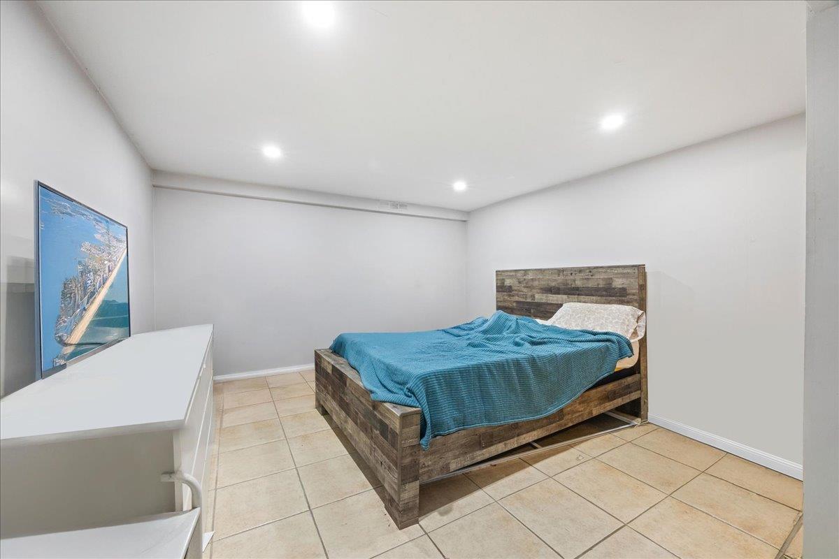 254 Hyatt Avenue, Yonkers, NY 10704