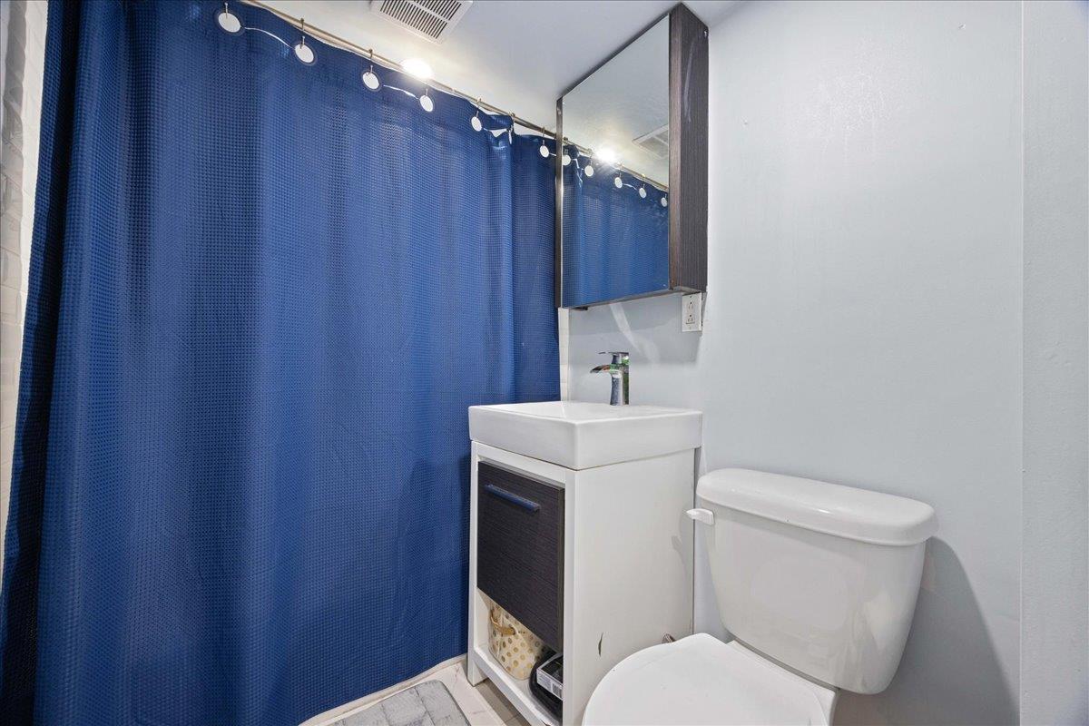 254 Hyatt Avenue, Yonkers, NY 10704