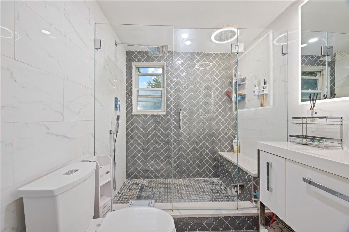 254 Hyatt Avenue, Yonkers, NY 10704