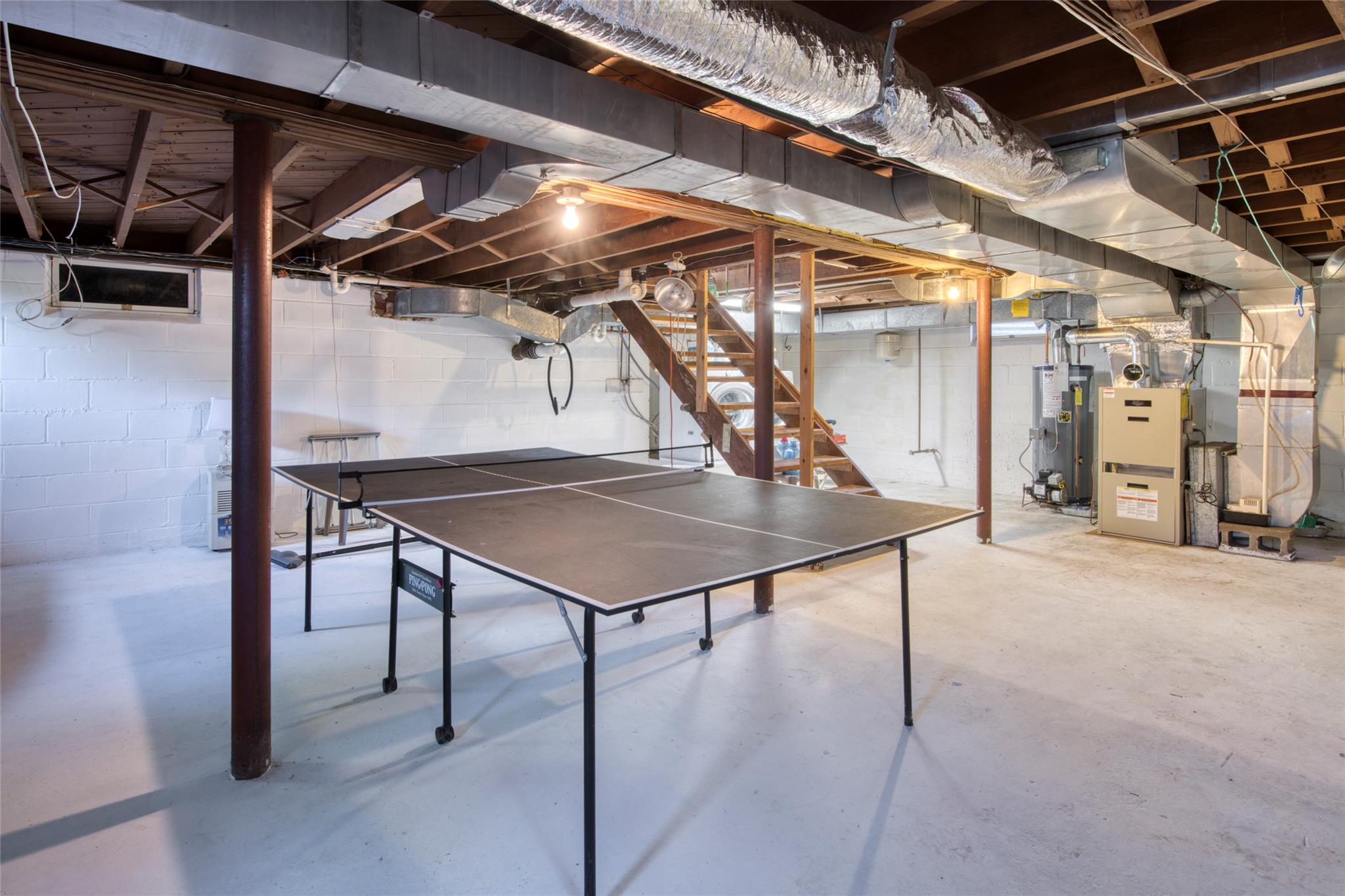 31 Bayberry Lane, Sag Harbor, NY 11963