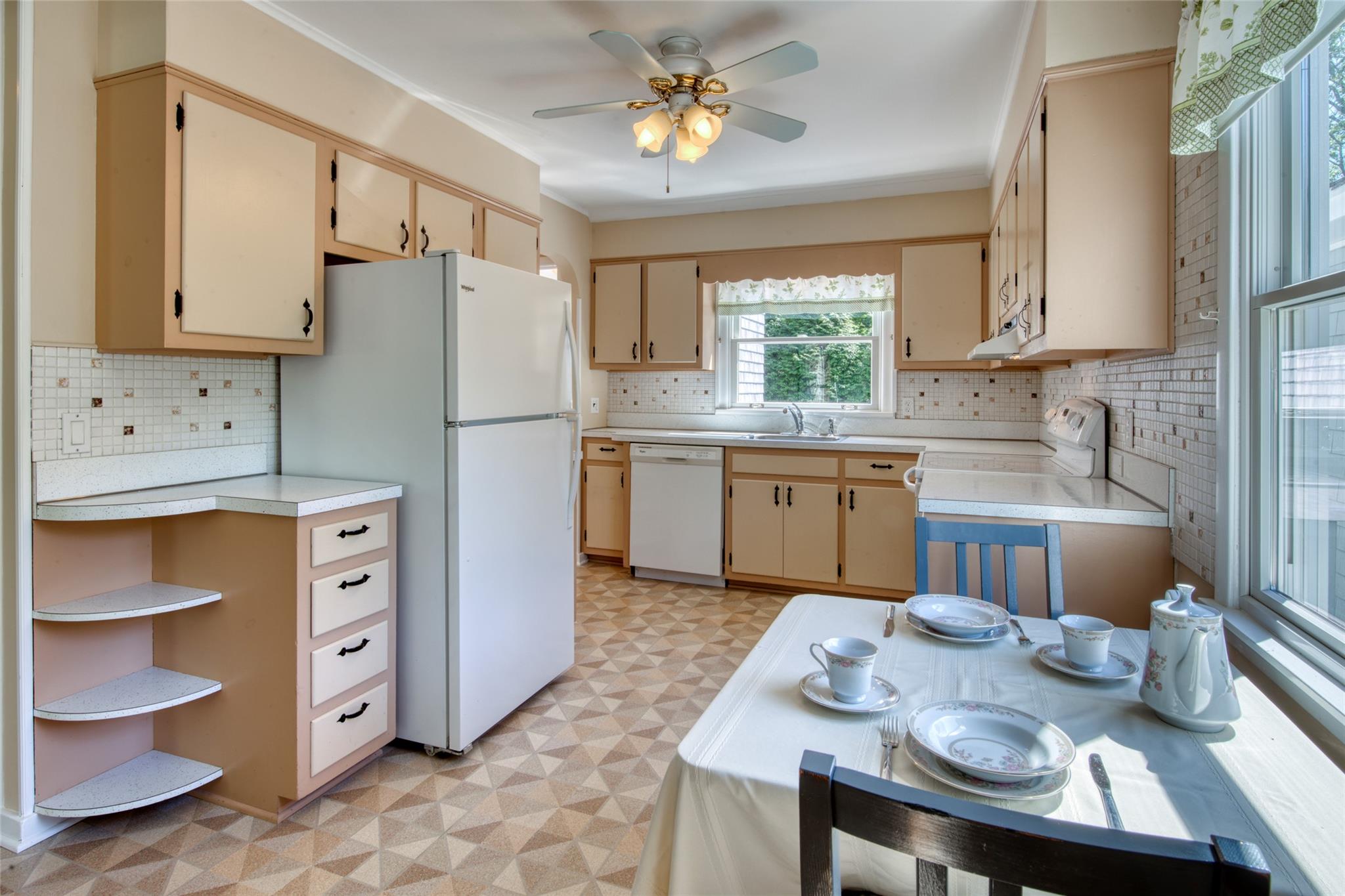 31 Bayberry Lane, Sag Harbor, NY 11963