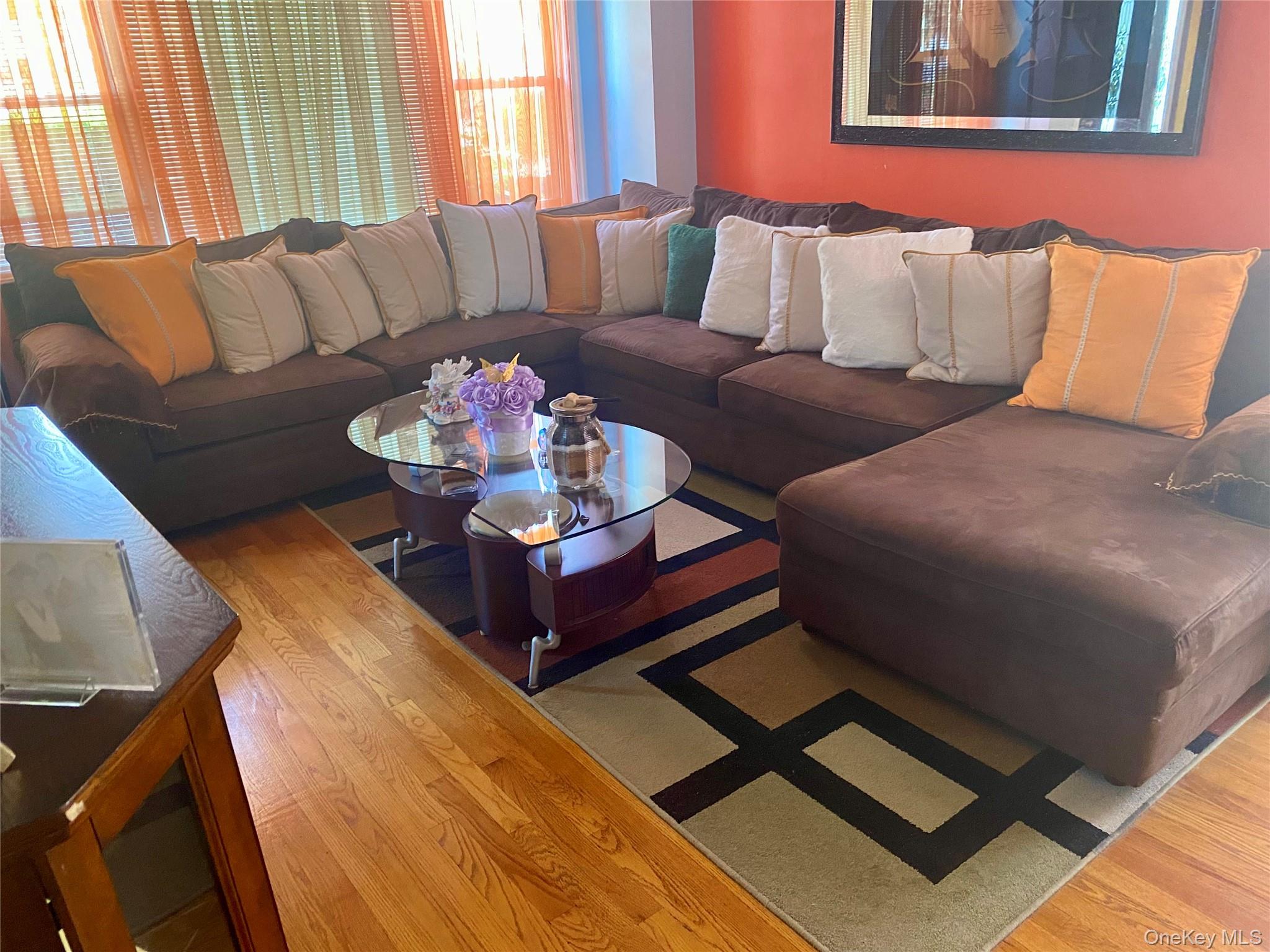 204 Beech Street, Valley Stream, NY 11580