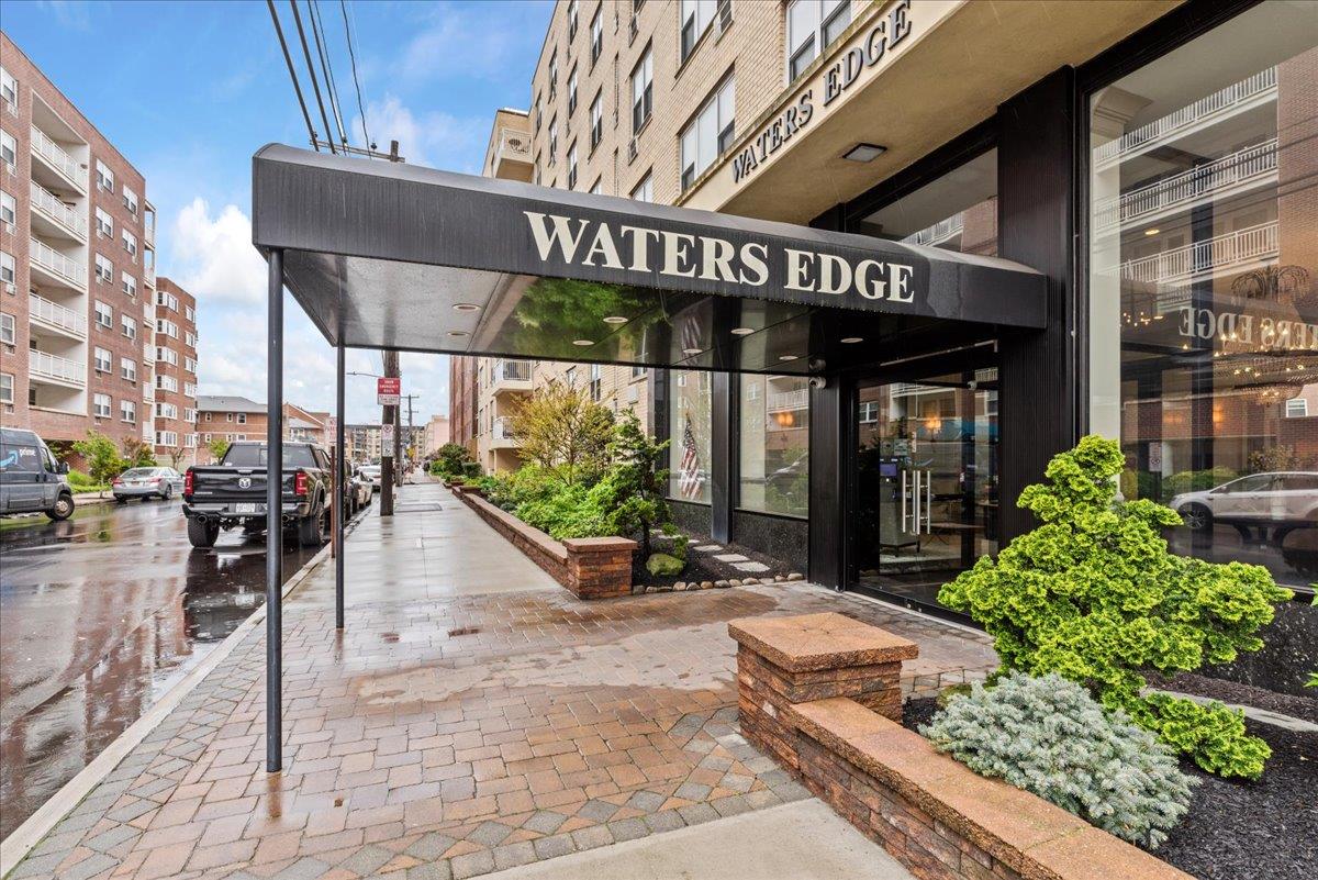 700 Shore Rd # 7EE, Long Beach, NY 11561