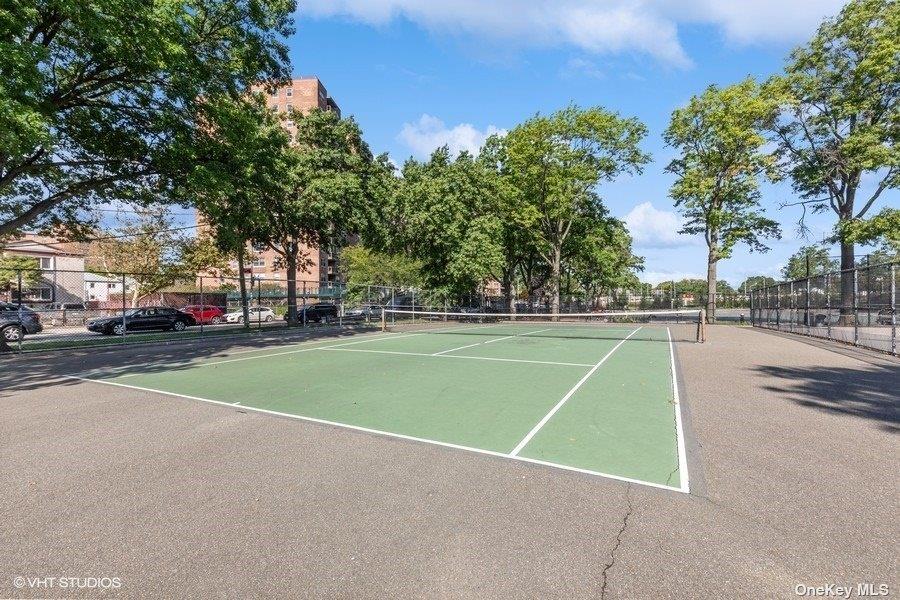 61-20 Grand Central Parkway # B204, Forest Hills, NY 11375