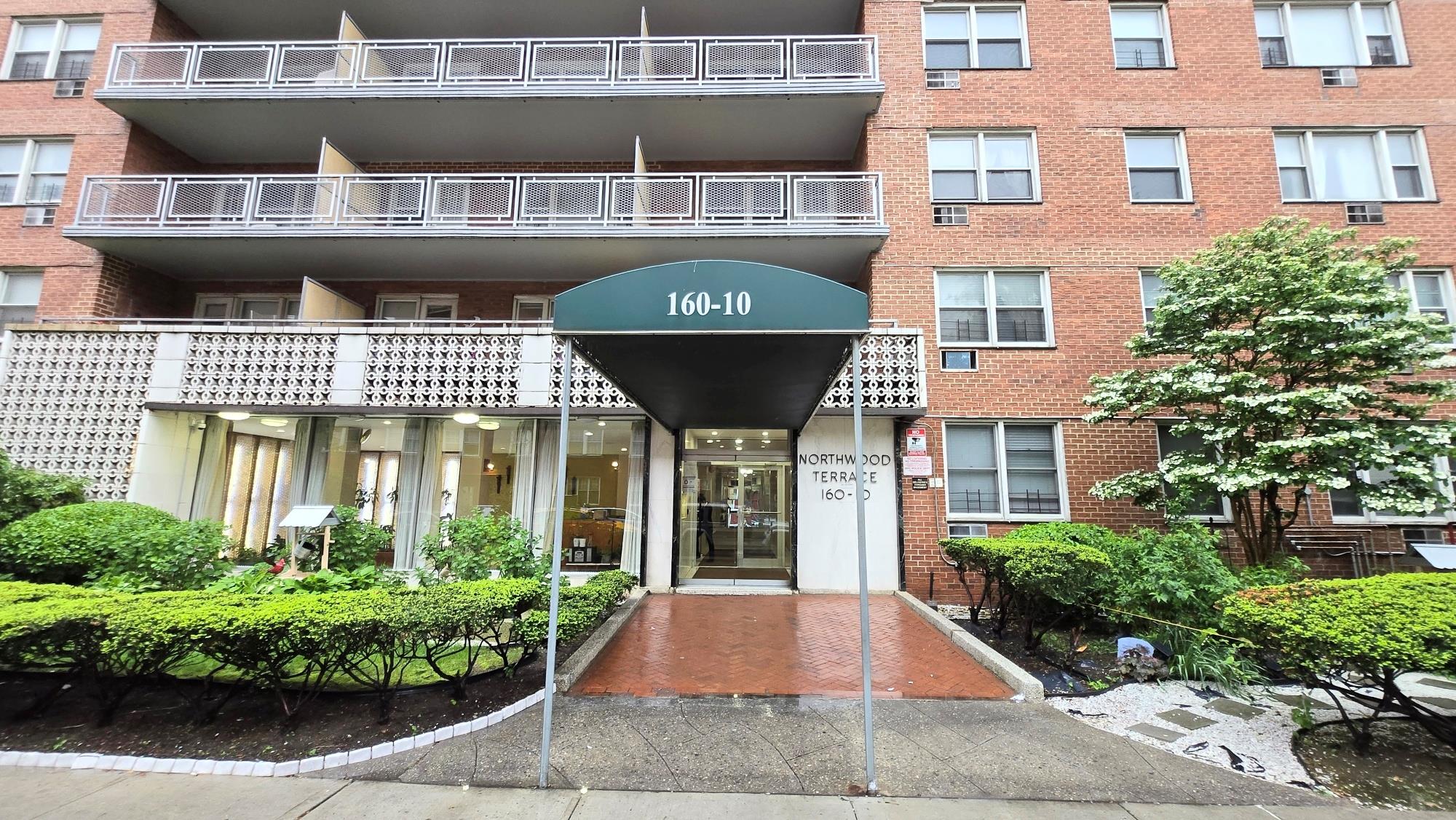 160-10 89 Avenue # 9A, Jamaica, NY 11432