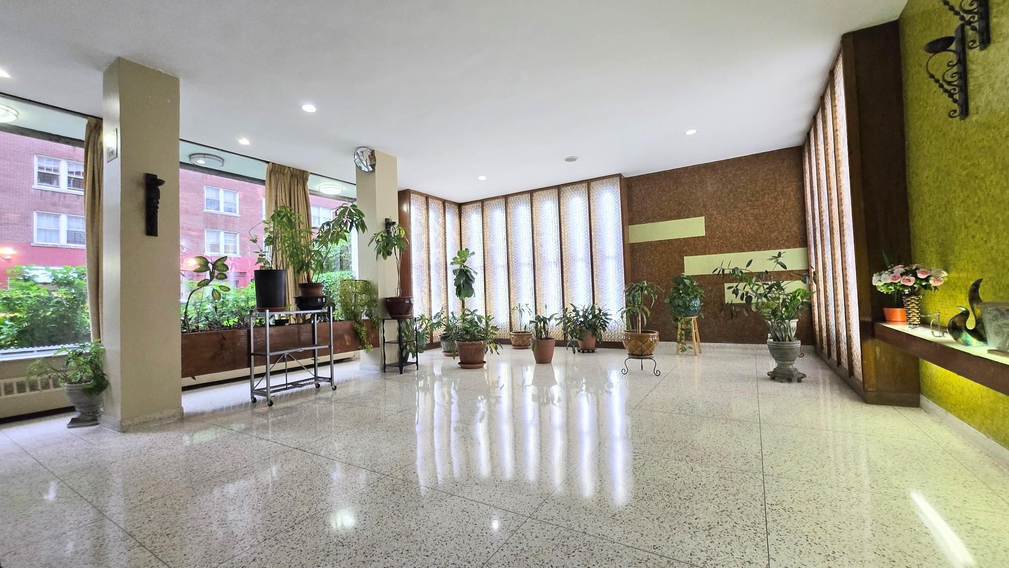 160-10 89 Avenue # 9A, Jamaica, NY 11432