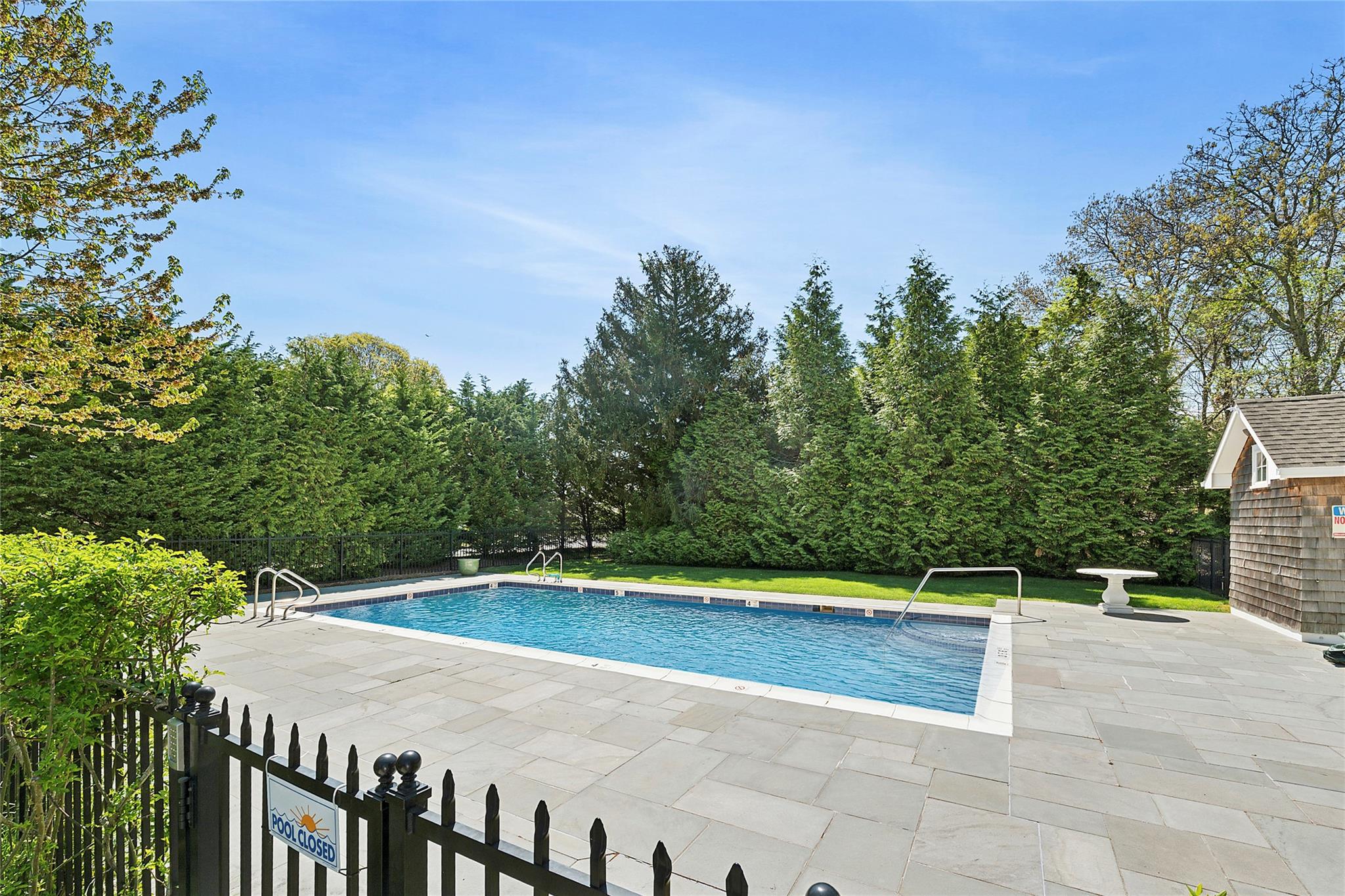 25 Jessups Landing Court E, Quogue, NY 11959