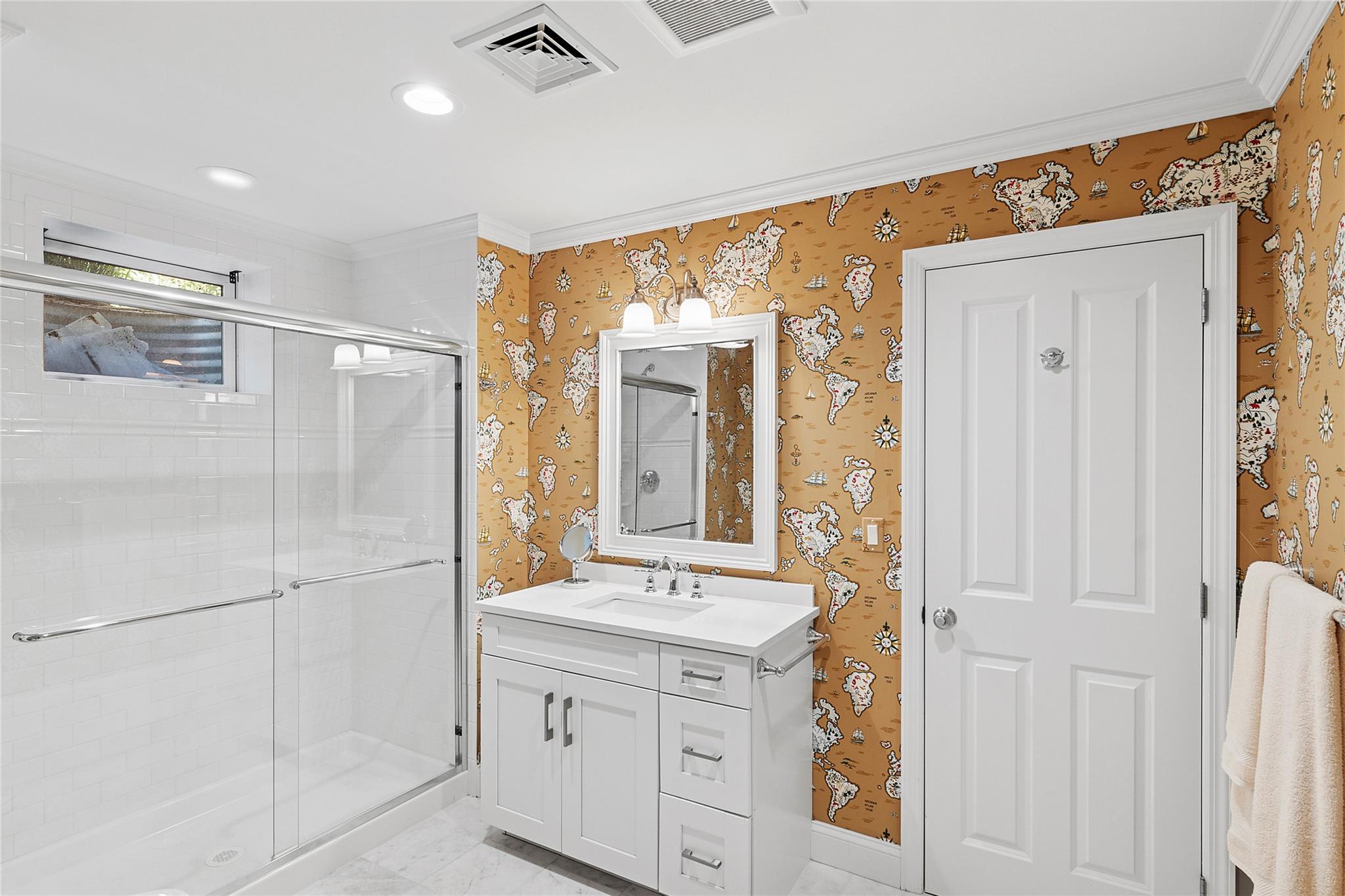 25 Jessups Landing Court E, Quogue, NY 11959