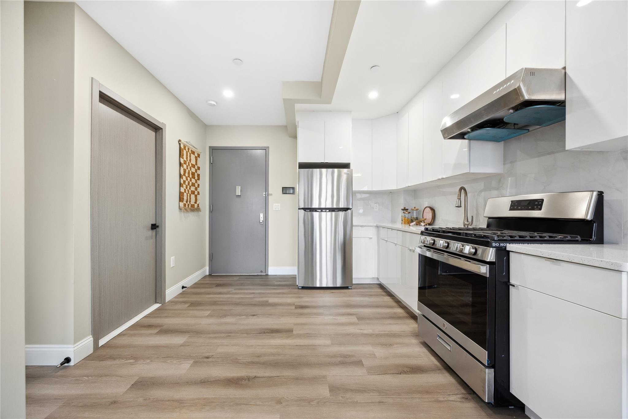 163-07 72nd ave # 5C, Fresh Meadows, NY 11365