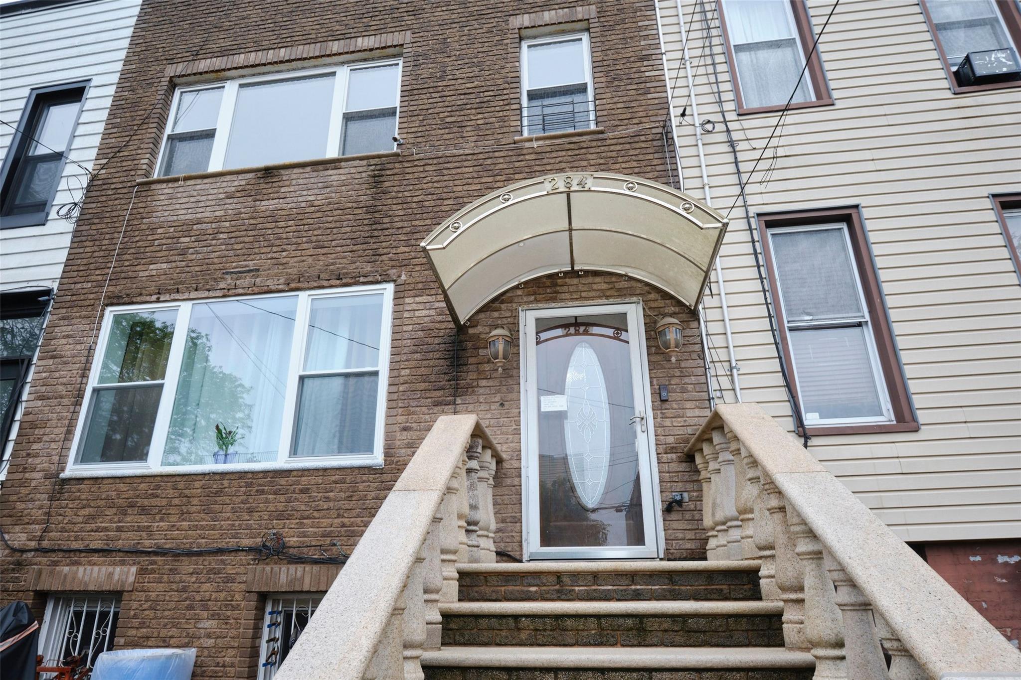 284 Hemlock Street, Brooklyn, NY 11208