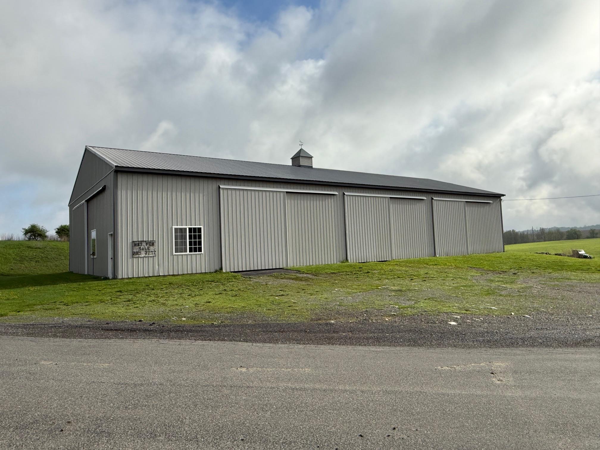 Skunks Misery Road, Millerton, NY 12546