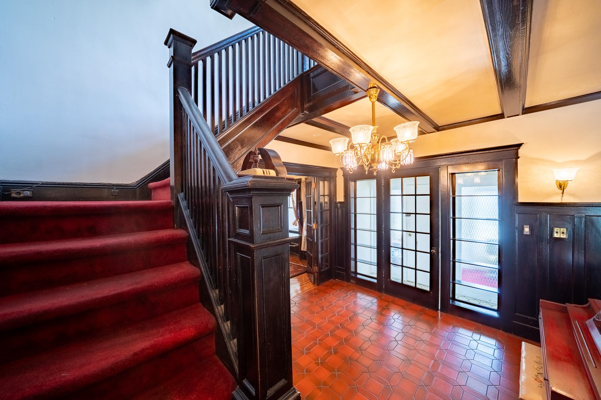 536 Albemarle Road, Cedarhurst, NY 11516