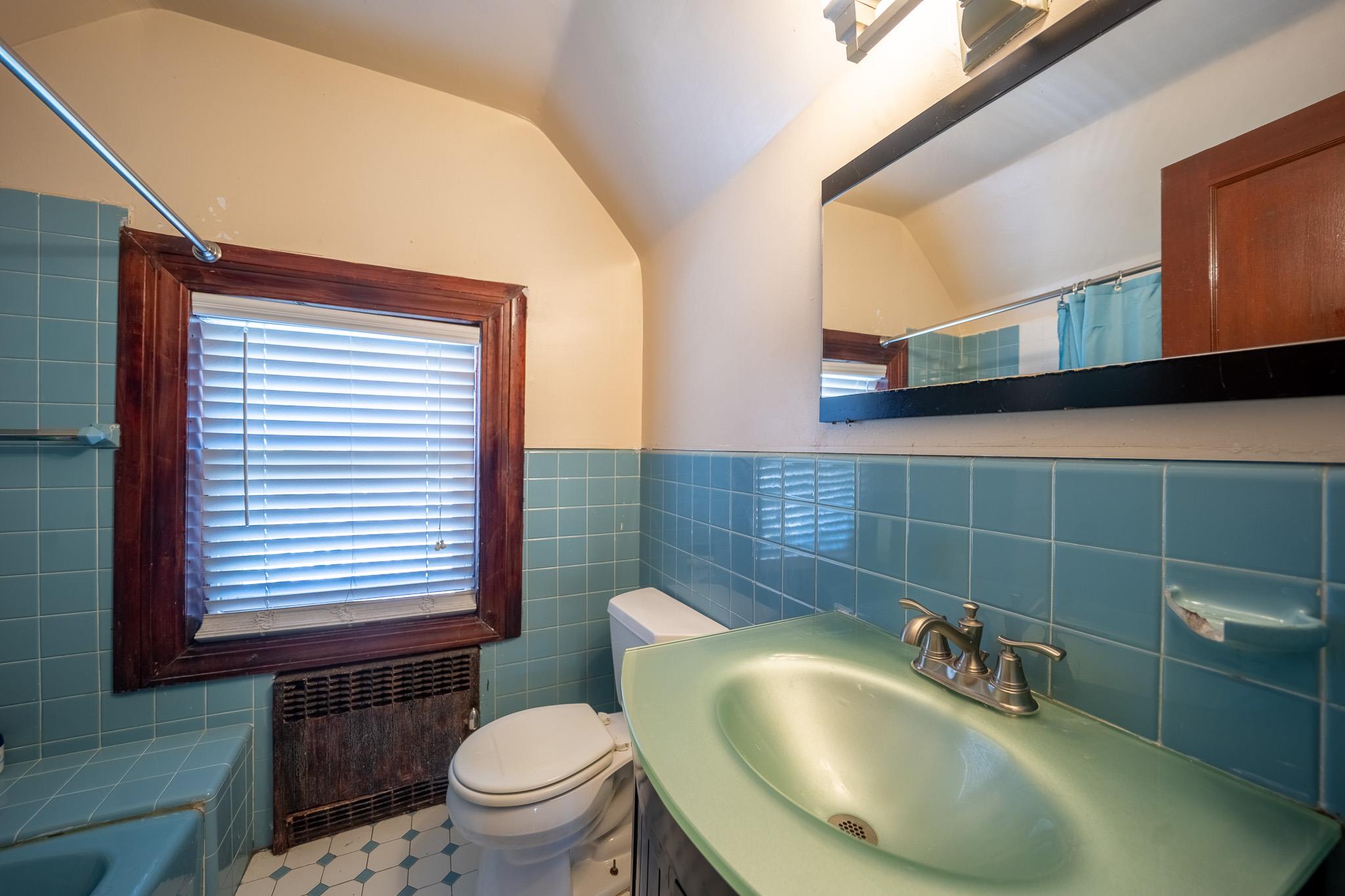 536 Albemarle Road, Cedarhurst, NY 11516