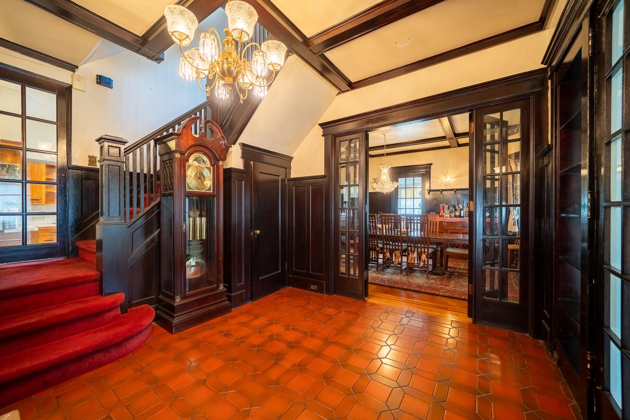 536 Albemarle Road, Cedarhurst, NY 11516