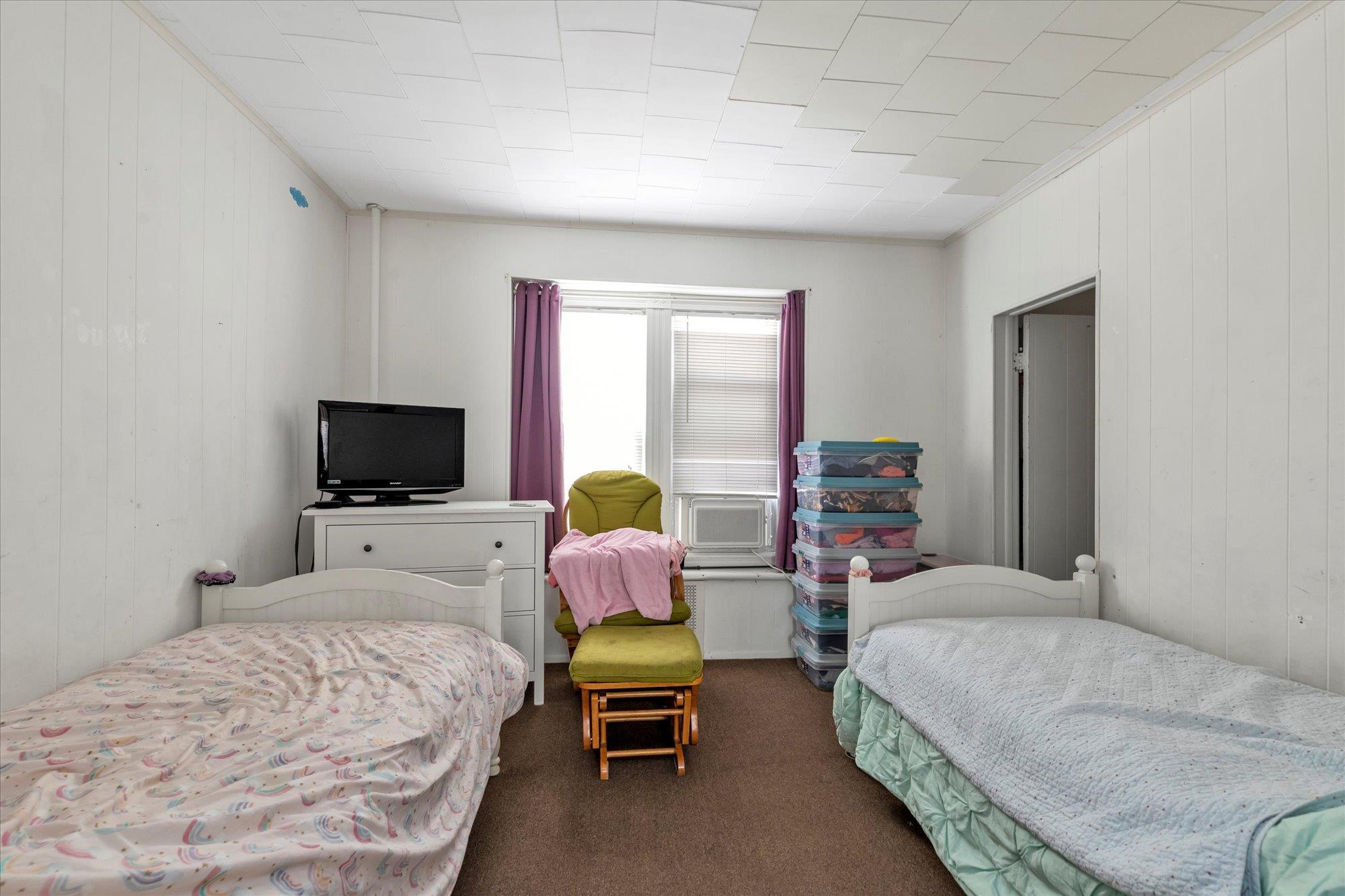 35 Ryder Avenue, East Rockaway, NY 11518