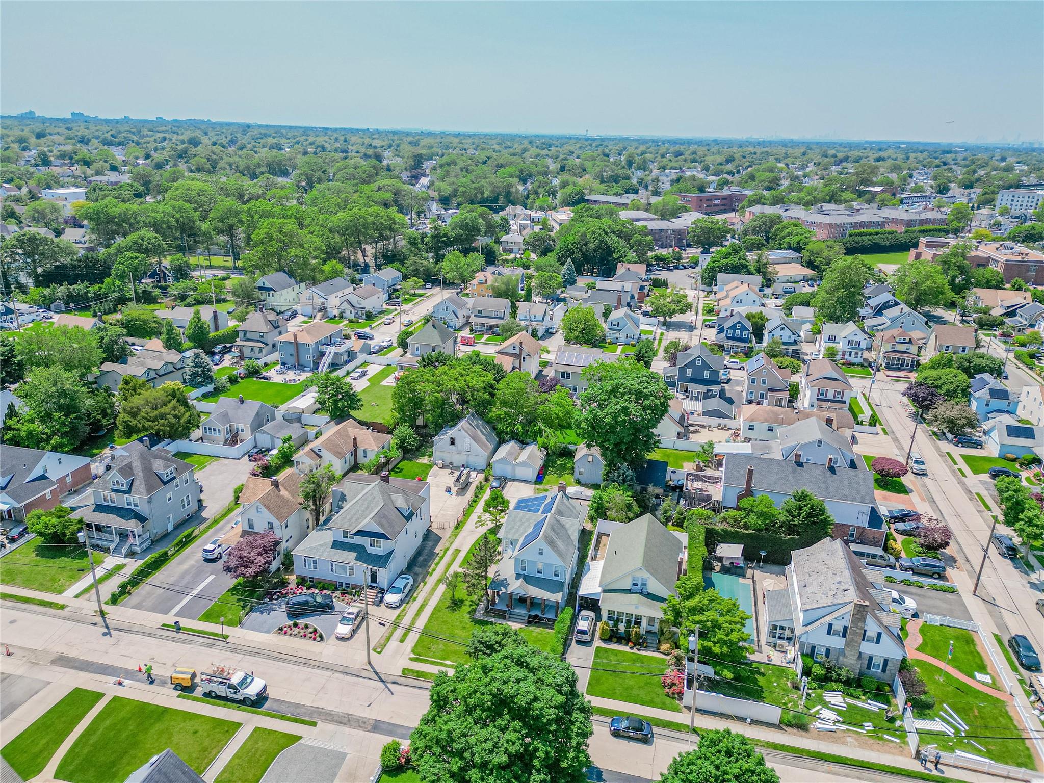 35 Ryder Avenue, East Rockaway, NY 11518