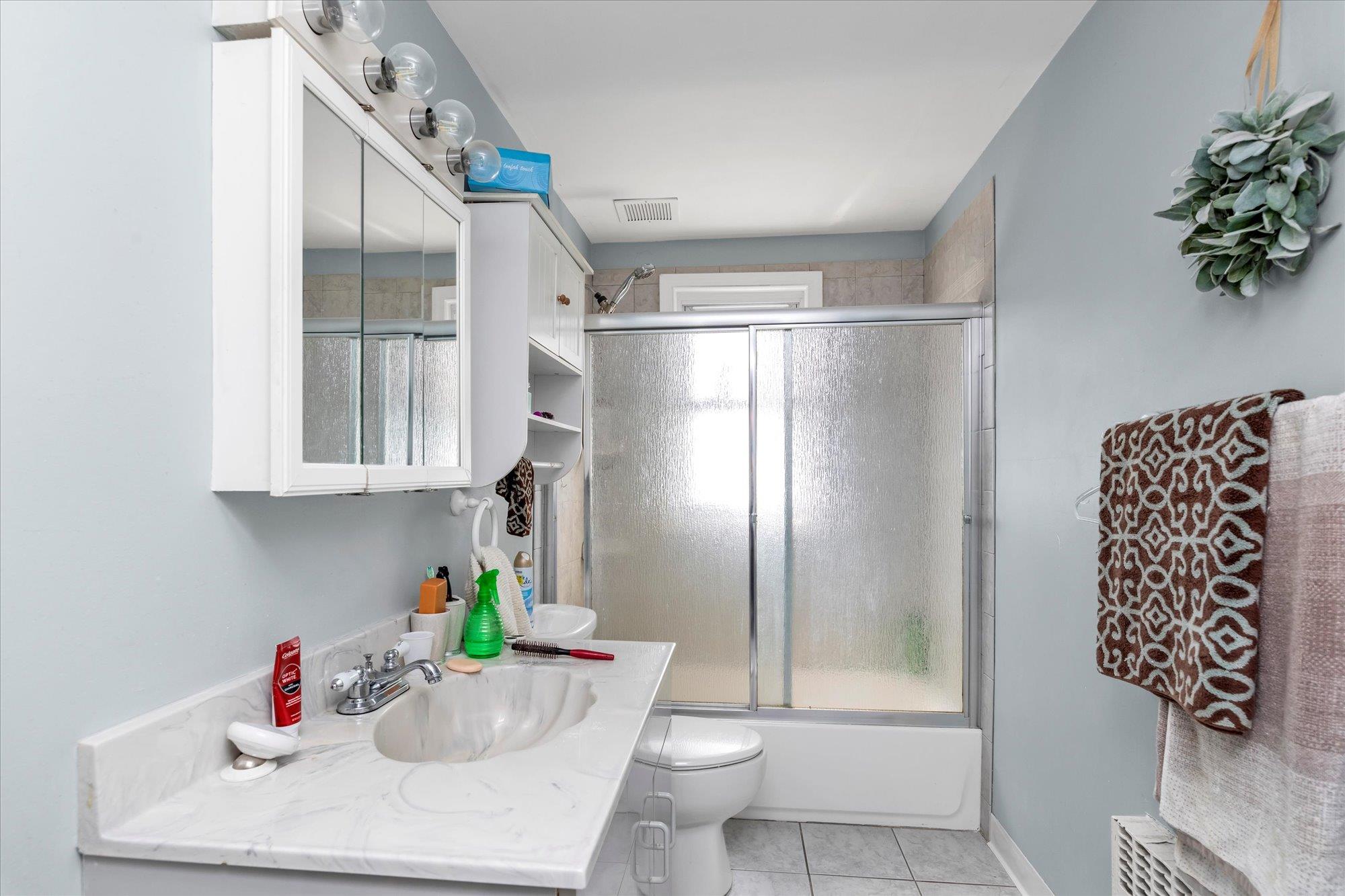 35 Ryder Avenue, East Rockaway, NY 11518