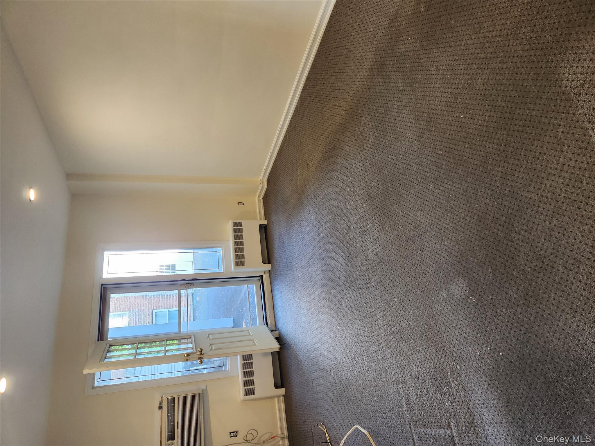 285 Central Avenue # B4, Lawrence, NY 11559