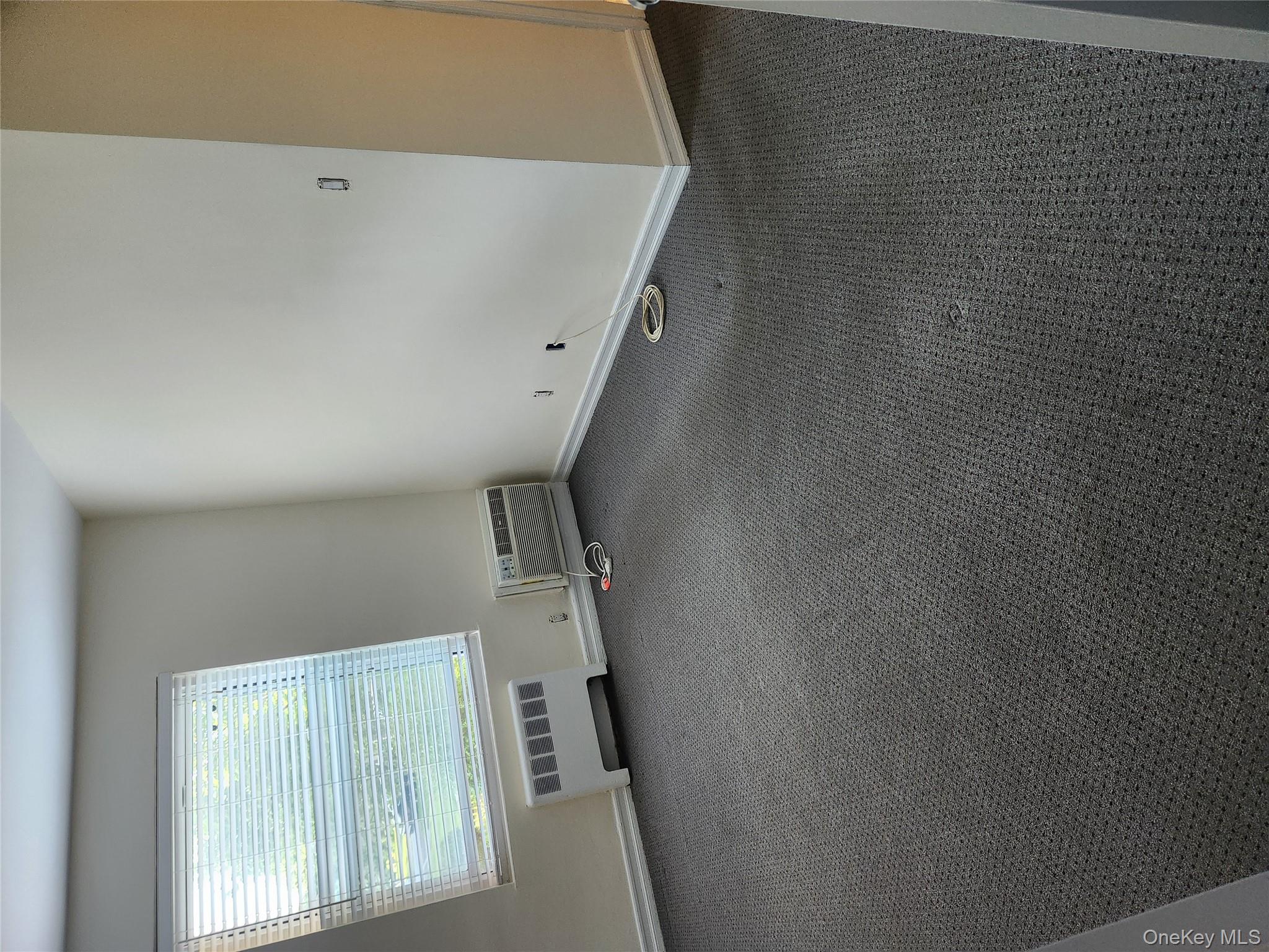 285 Central Avenue # B4, Lawrence, NY 11559