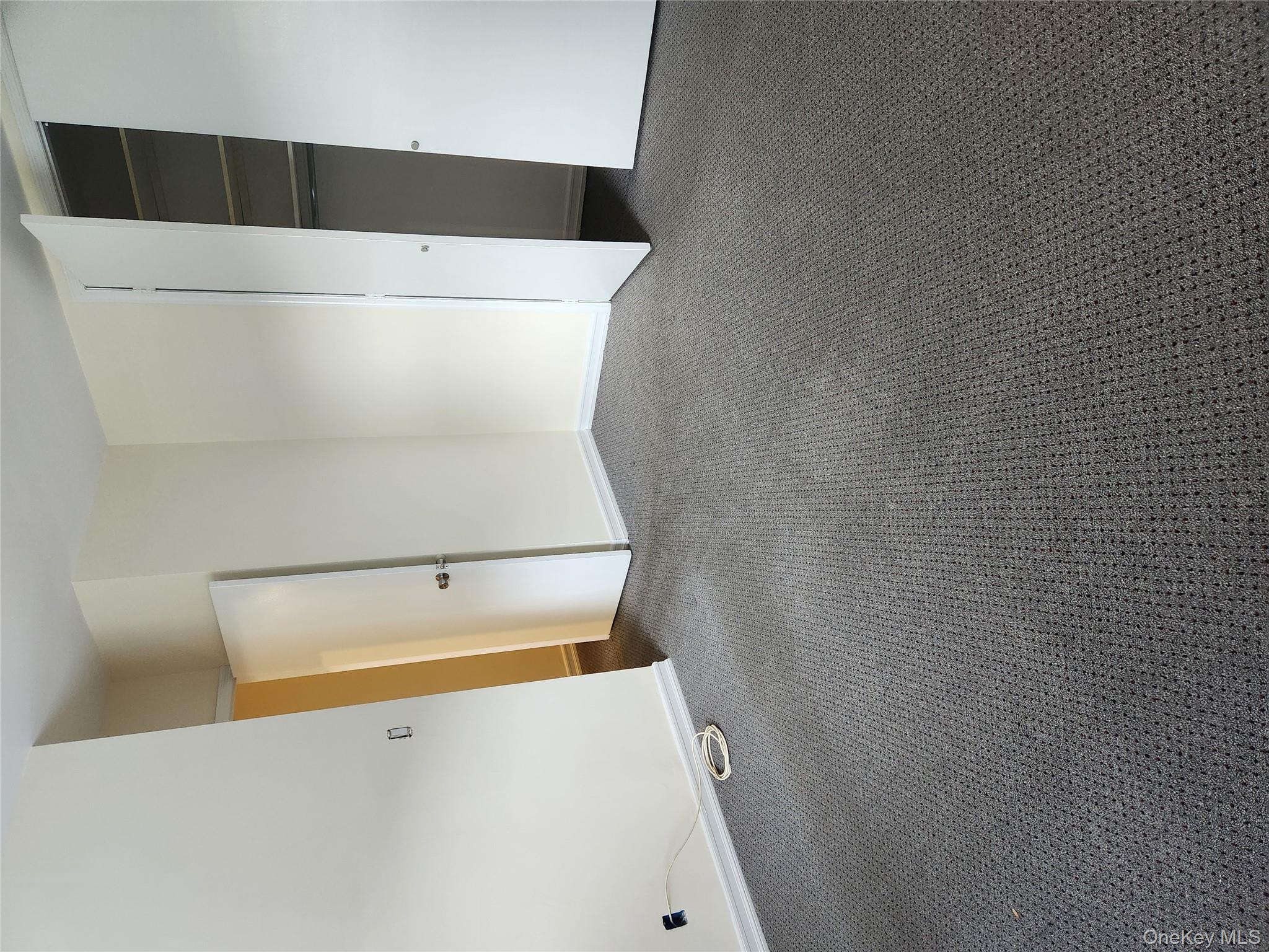 285 Central Avenue # B4, Lawrence, NY 11559