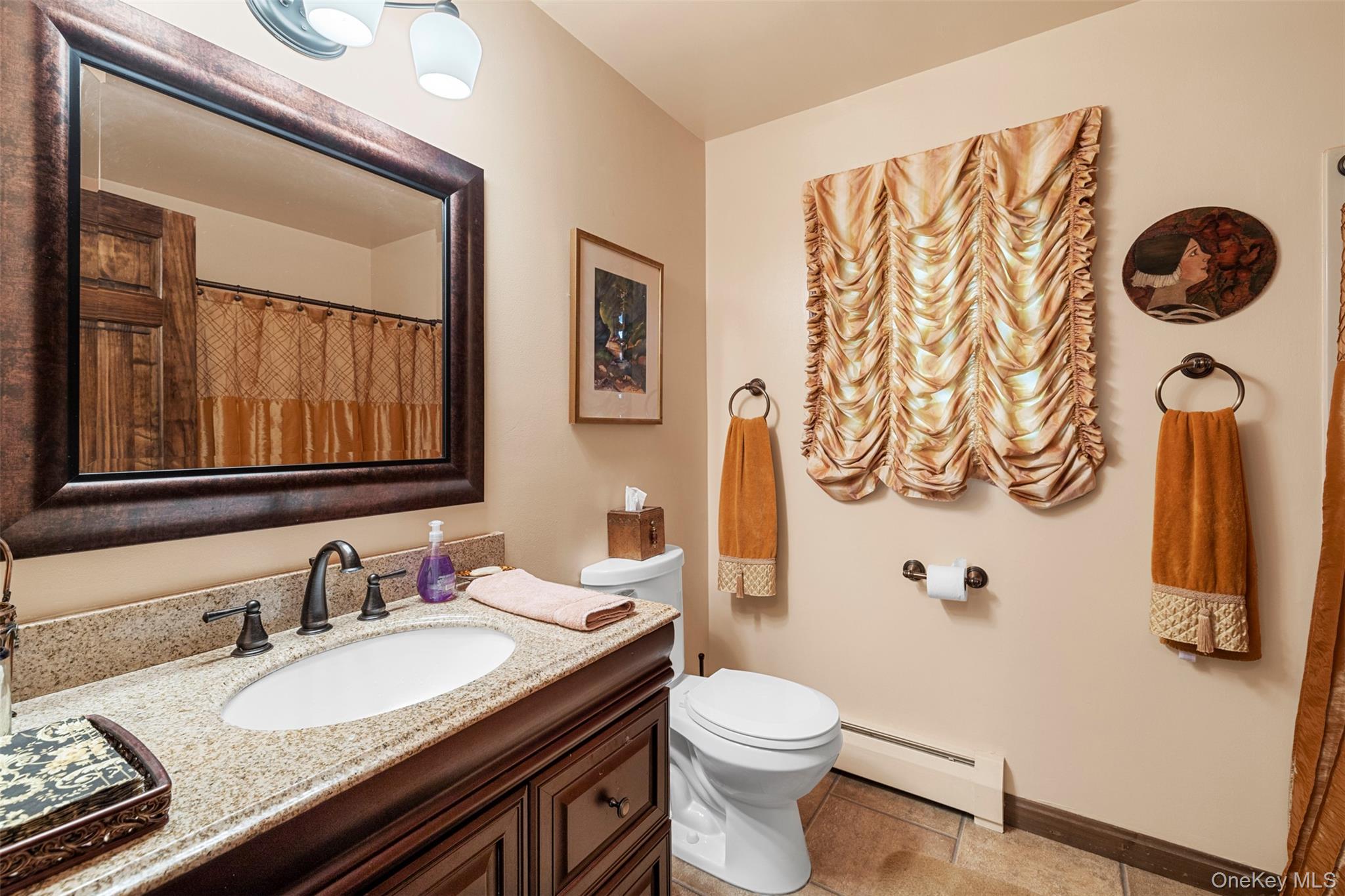 4 Mountain View Dr, Kerhonkson, NY 12446