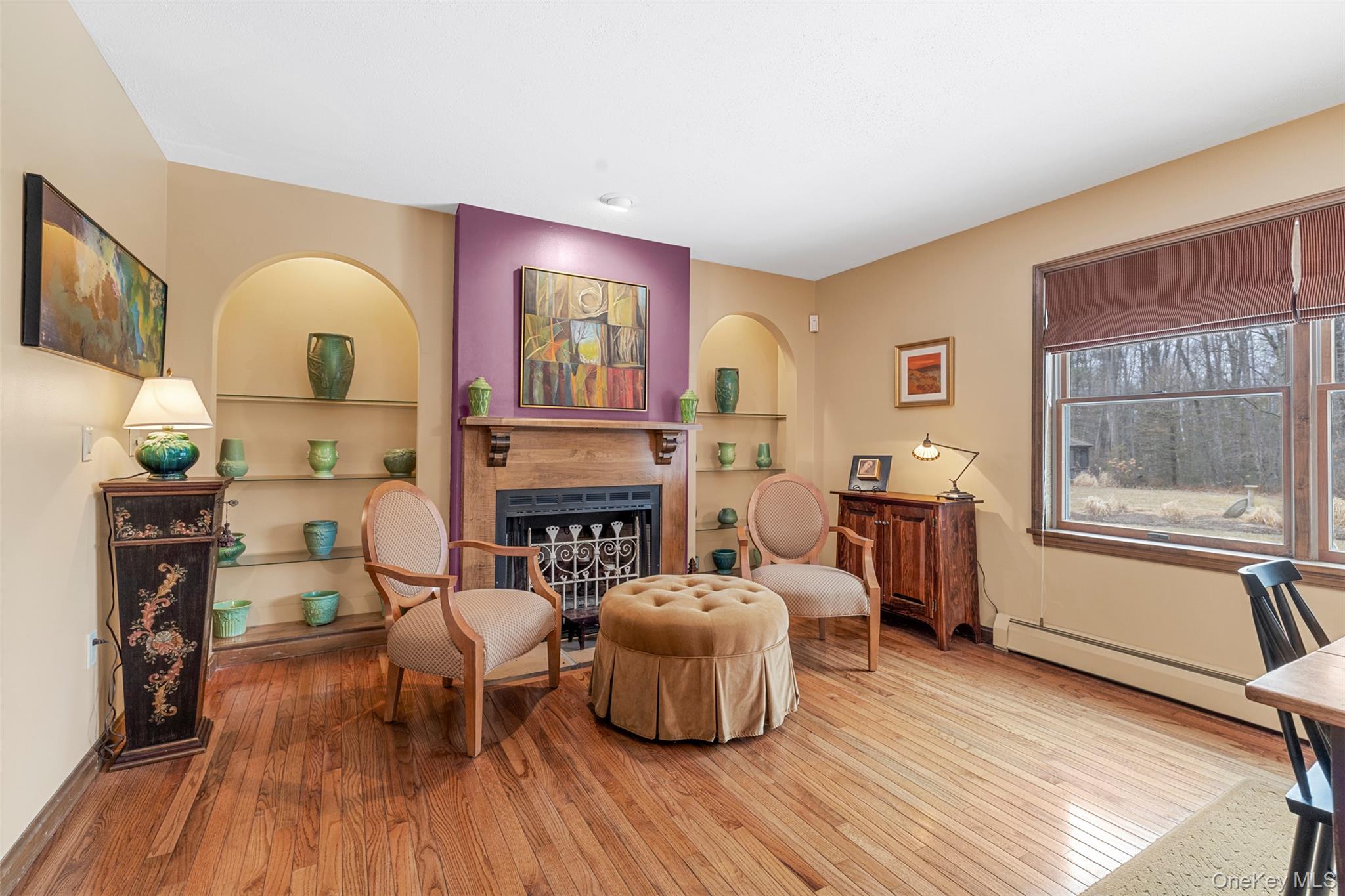 4 Mountain View Dr, Kerhonkson, NY 12446