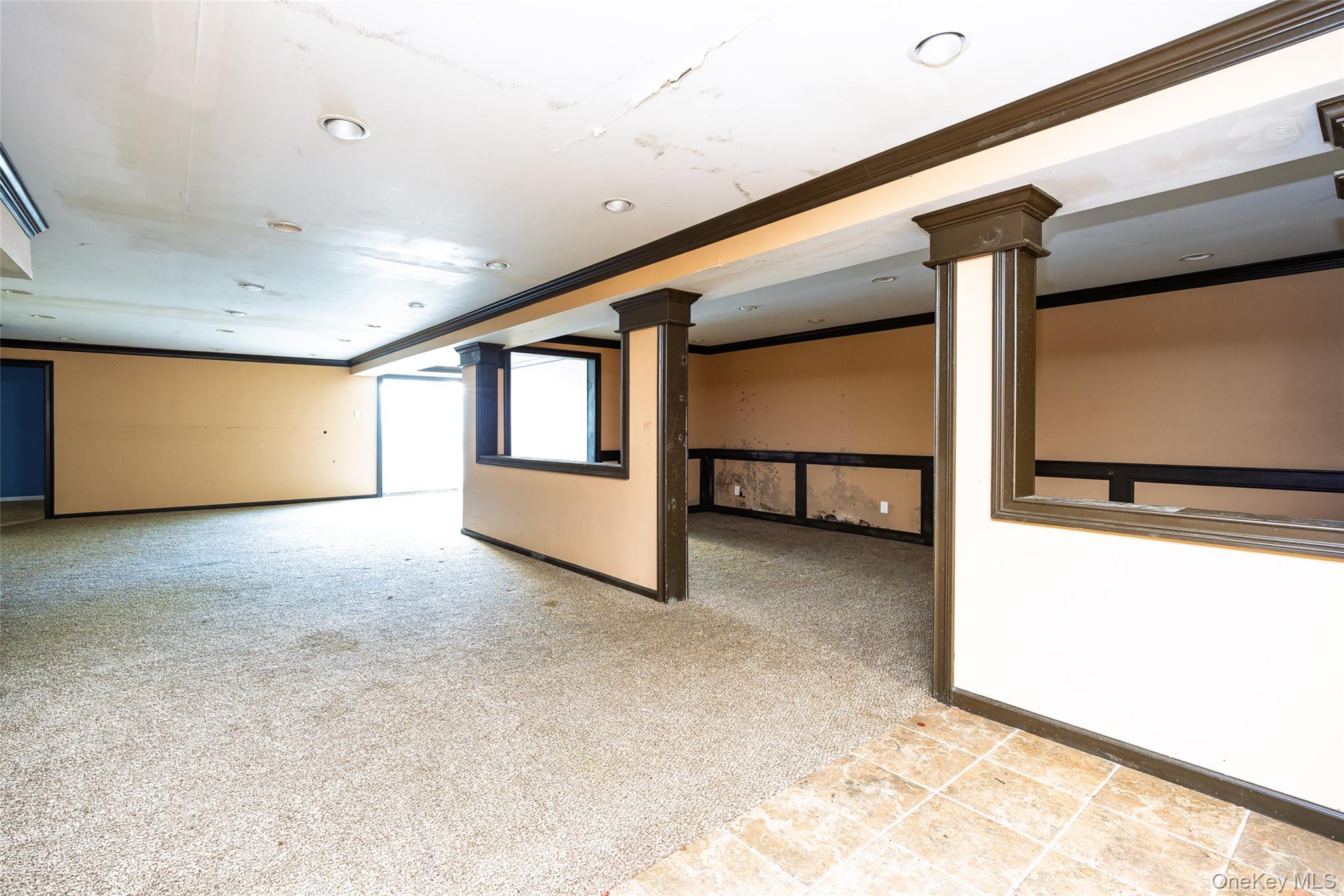 33 Avolet Court, Mount Sinai, NY 11766