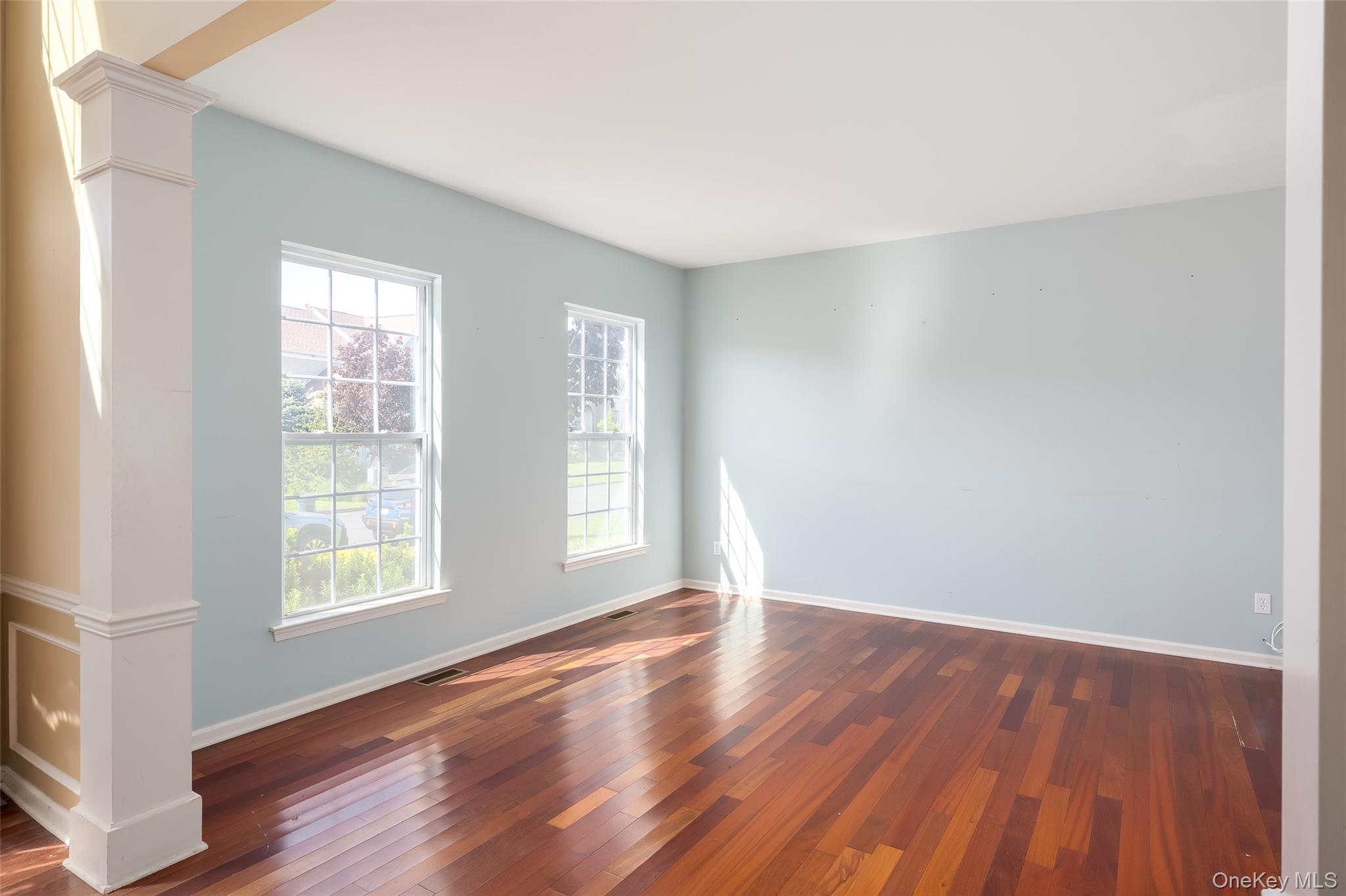 33 Avolet Court, Mount Sinai, NY 11766