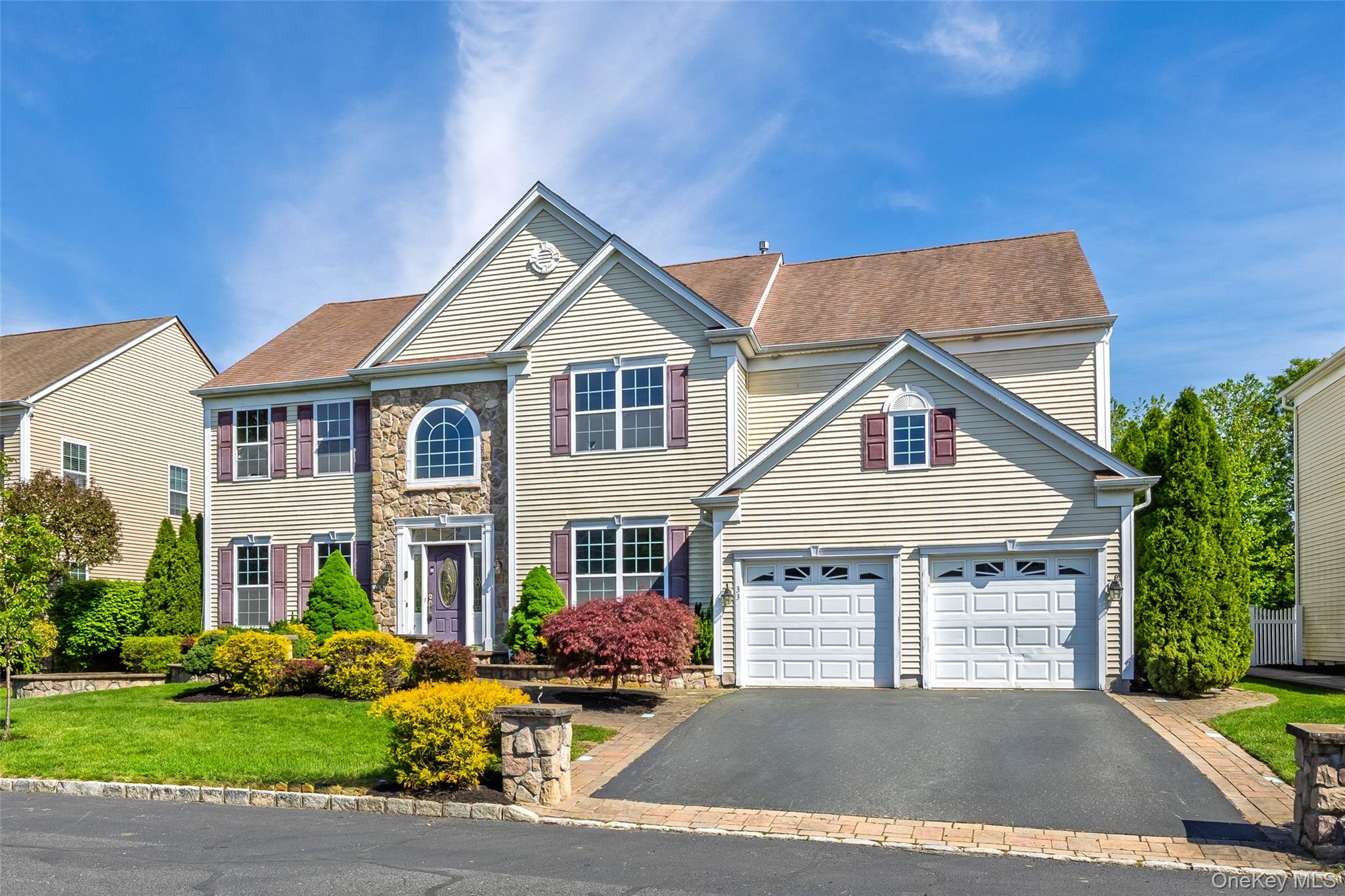 33 Avolet Court, Mount Sinai, NY 11766