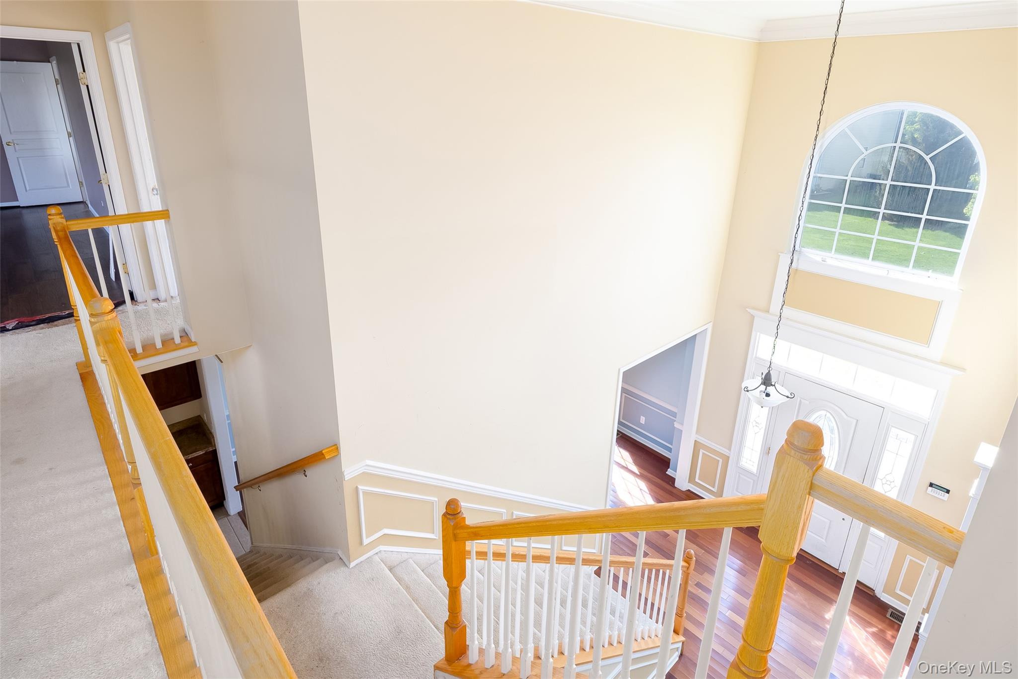 33 Avolet Court, Mount Sinai, NY 11766