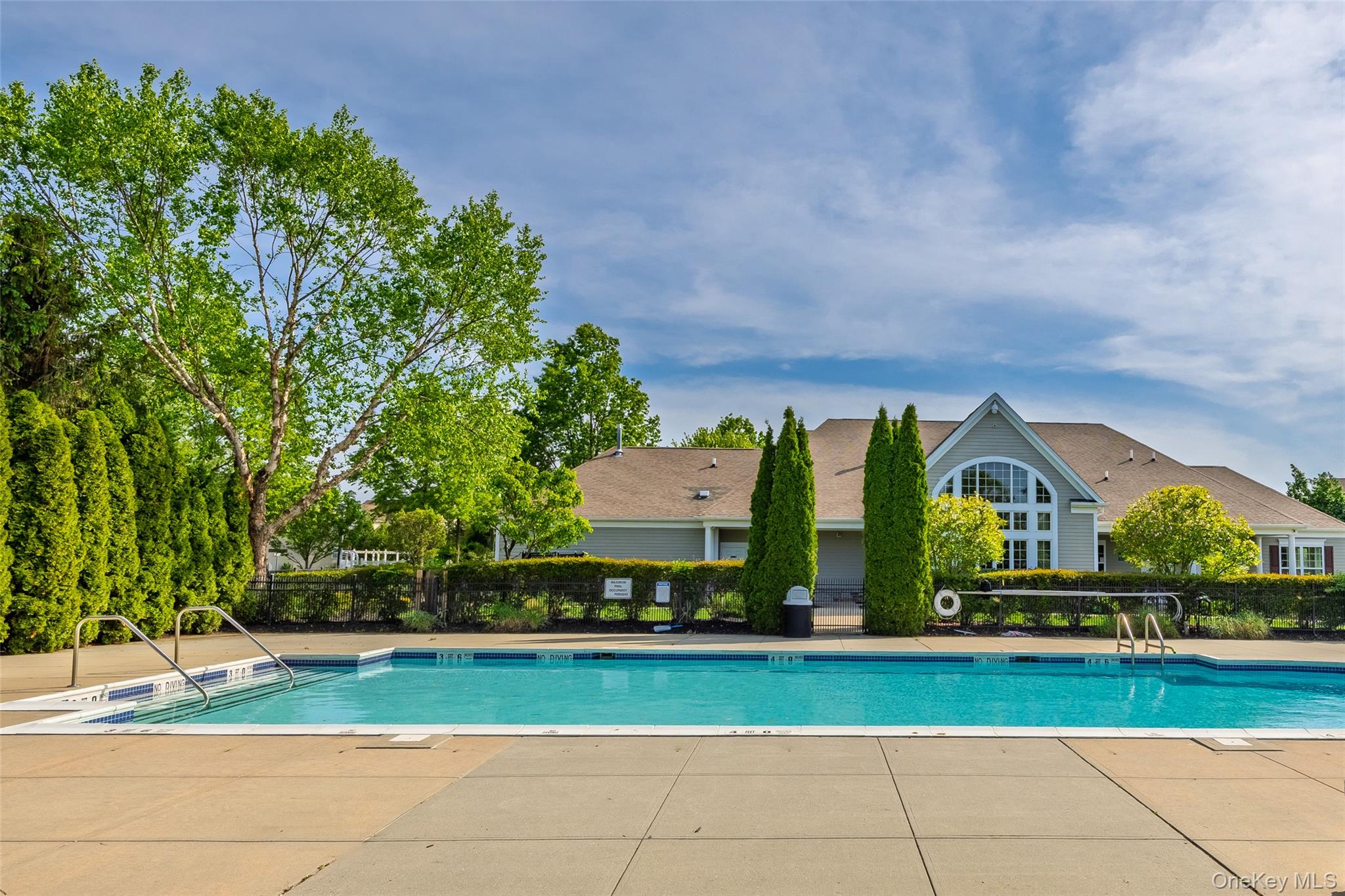 33 Avolet Court, Mount Sinai, NY 11766