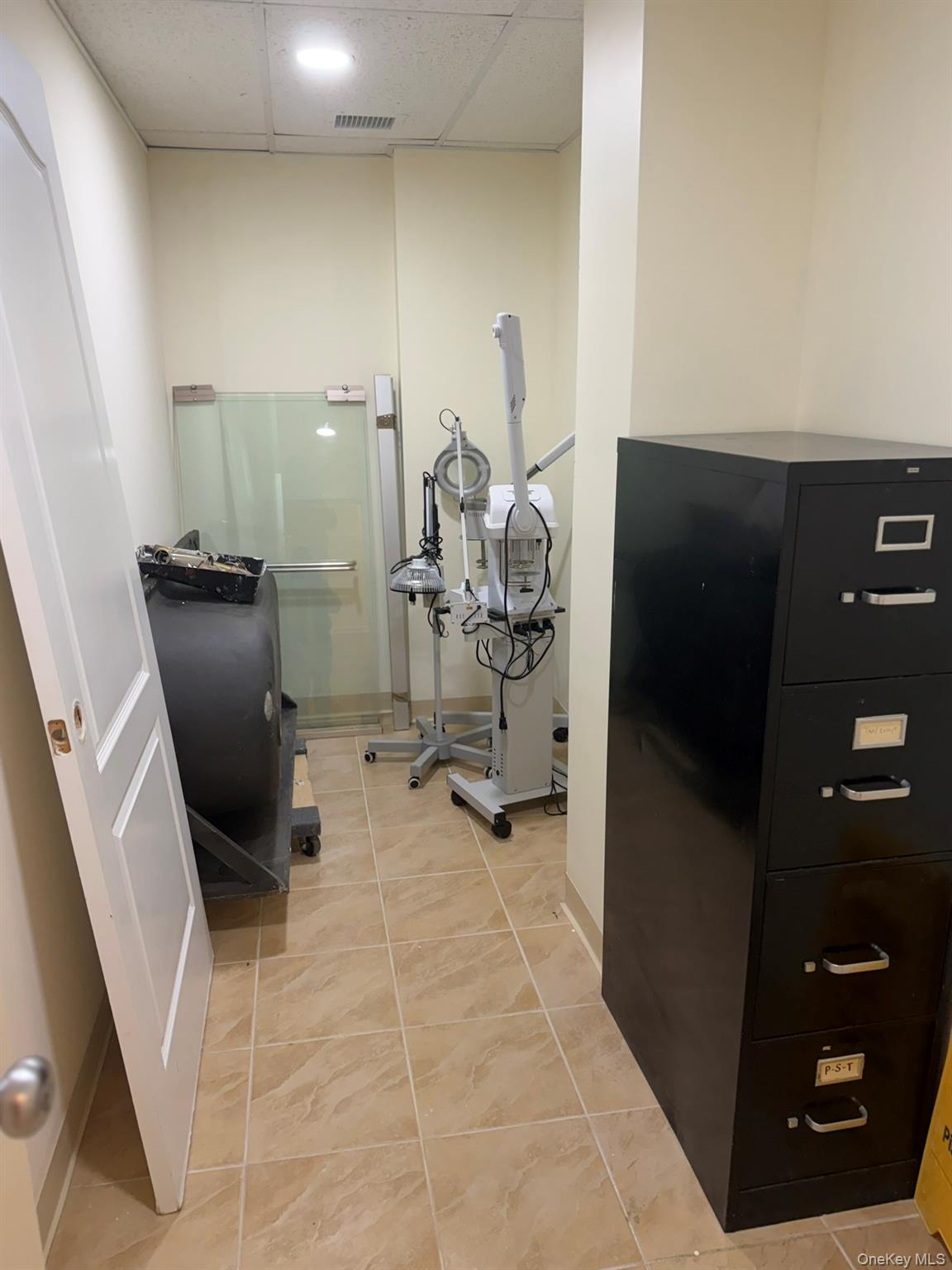 42-23 212 Street # 3C, Bayside, NY 11361