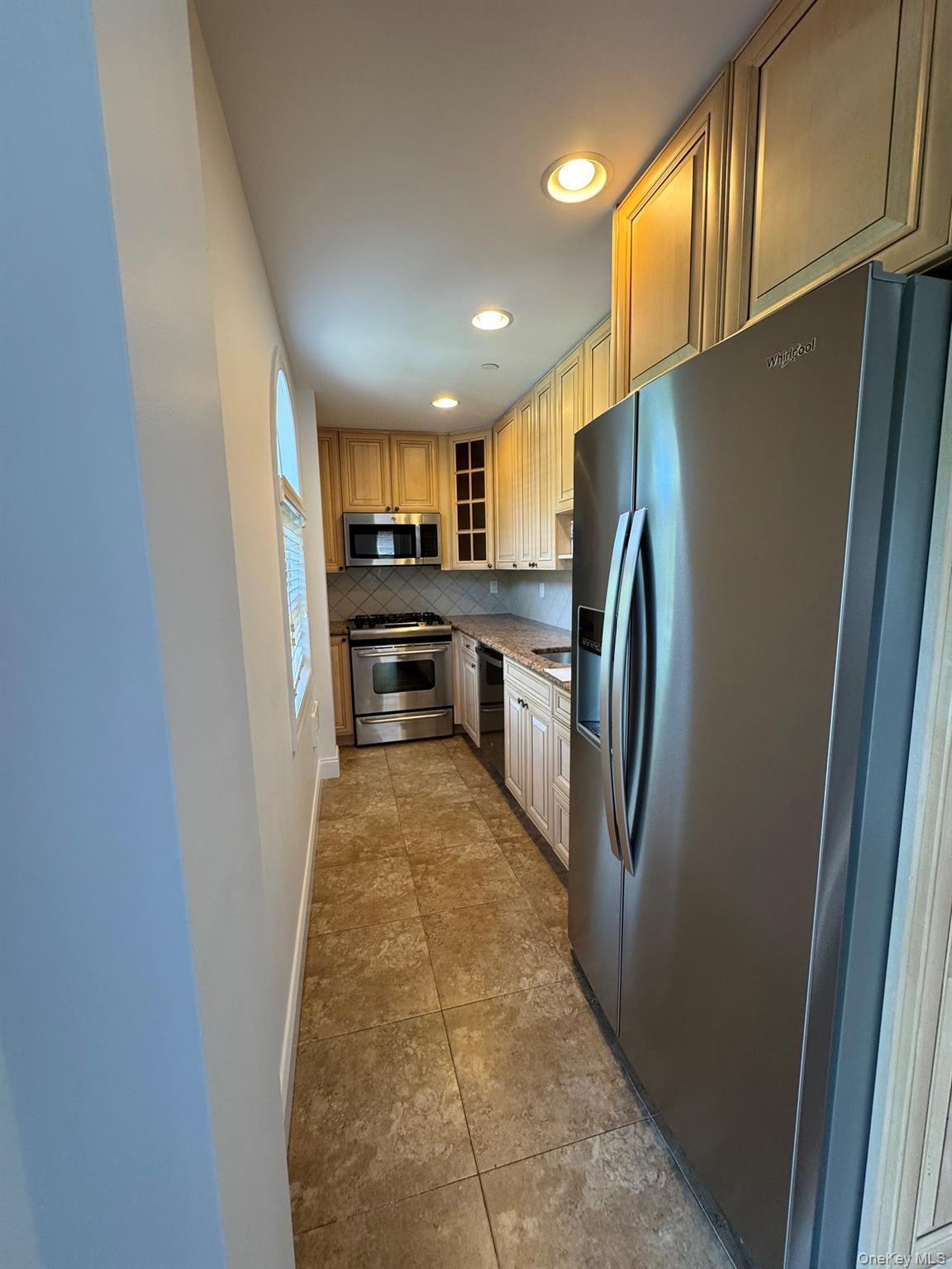 42-23 212 Street # 3C, Bayside, NY 11361