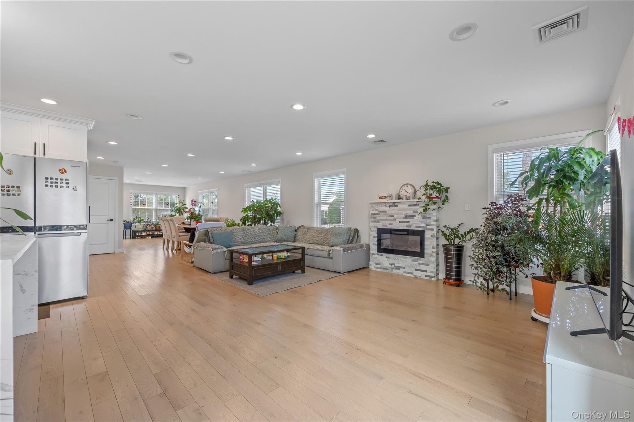 3875 South Street, Seaford, NY 11783