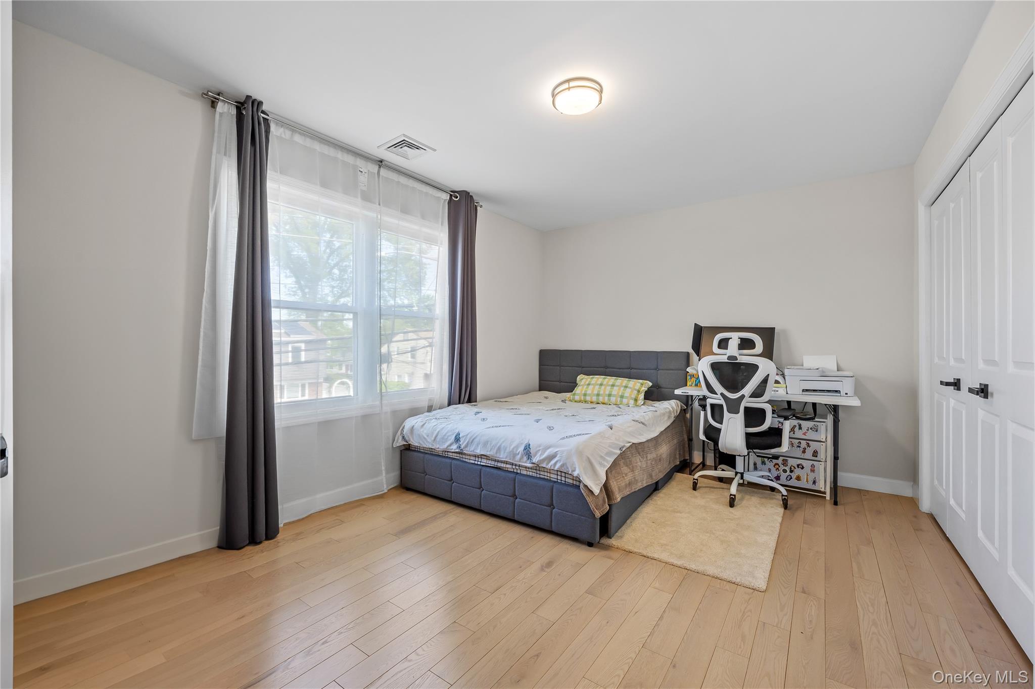 3875 South Street, Seaford, NY 11783