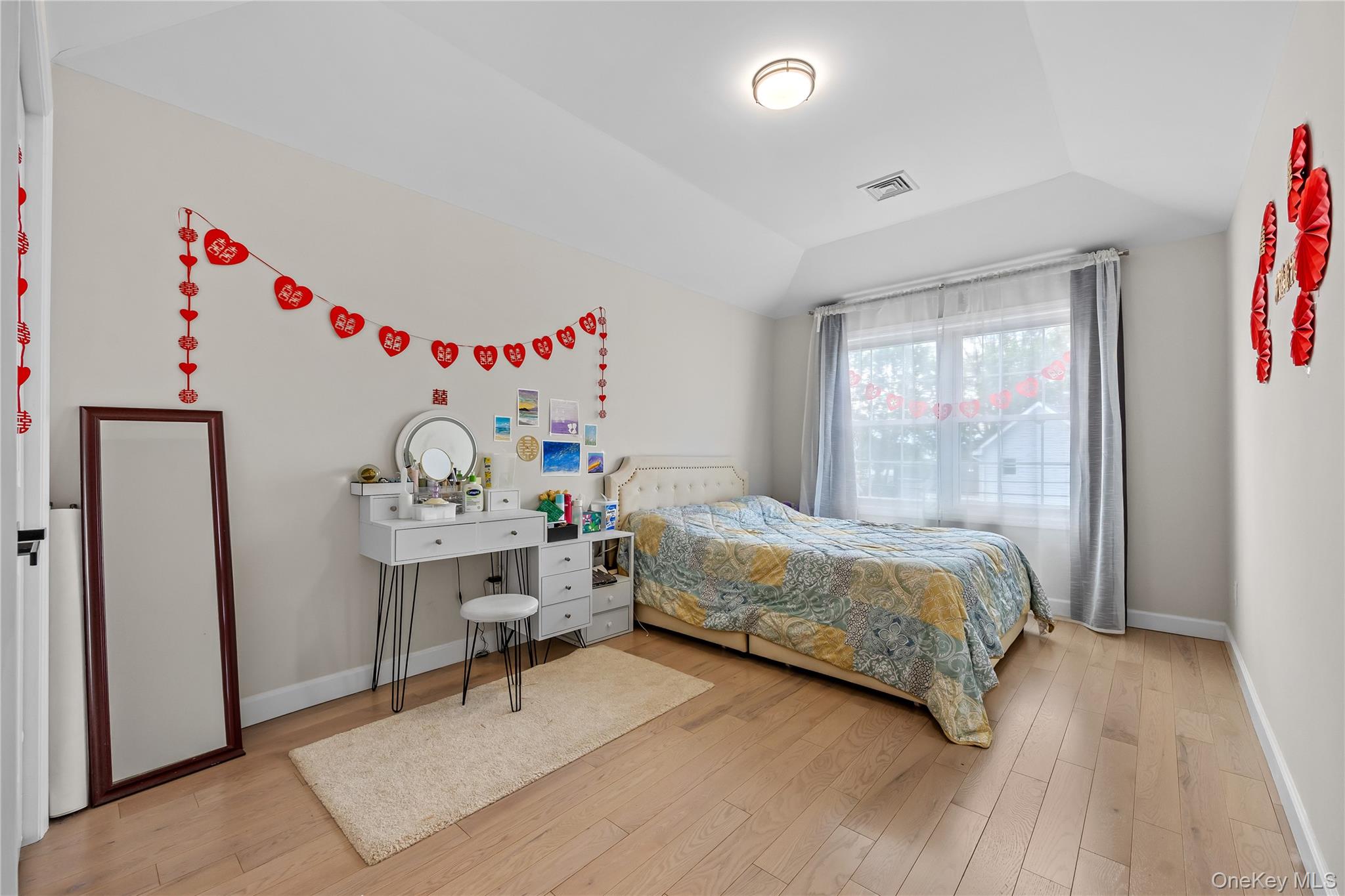 3875 South Street, Seaford, NY 11783