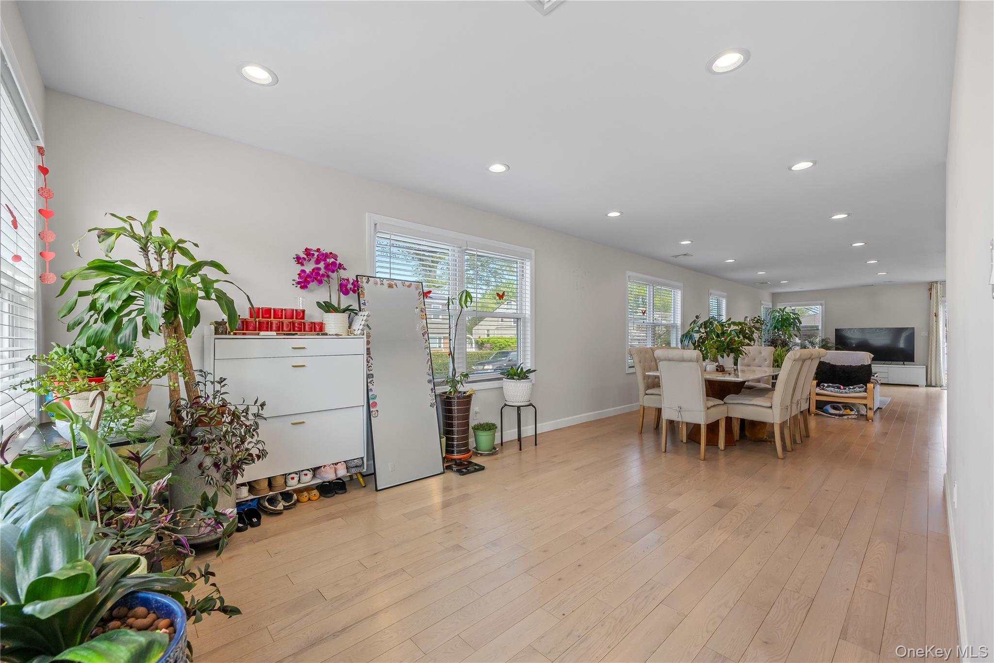 3875 South Street, Seaford, NY 11783