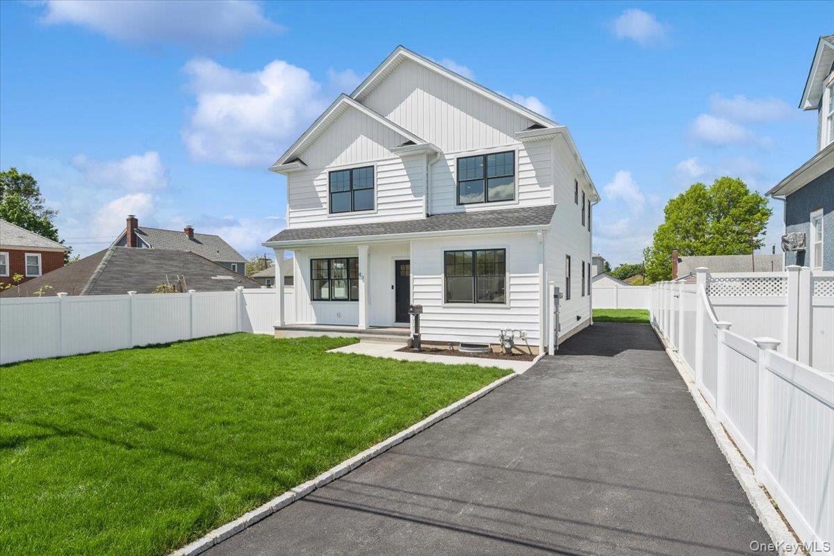 42 Second  Street Extension, Glen Cove, NY 11542