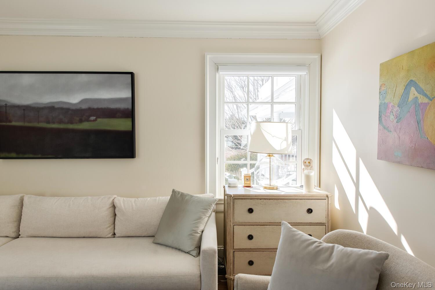 33 Pells Road, Rhinebeck, NY 12572