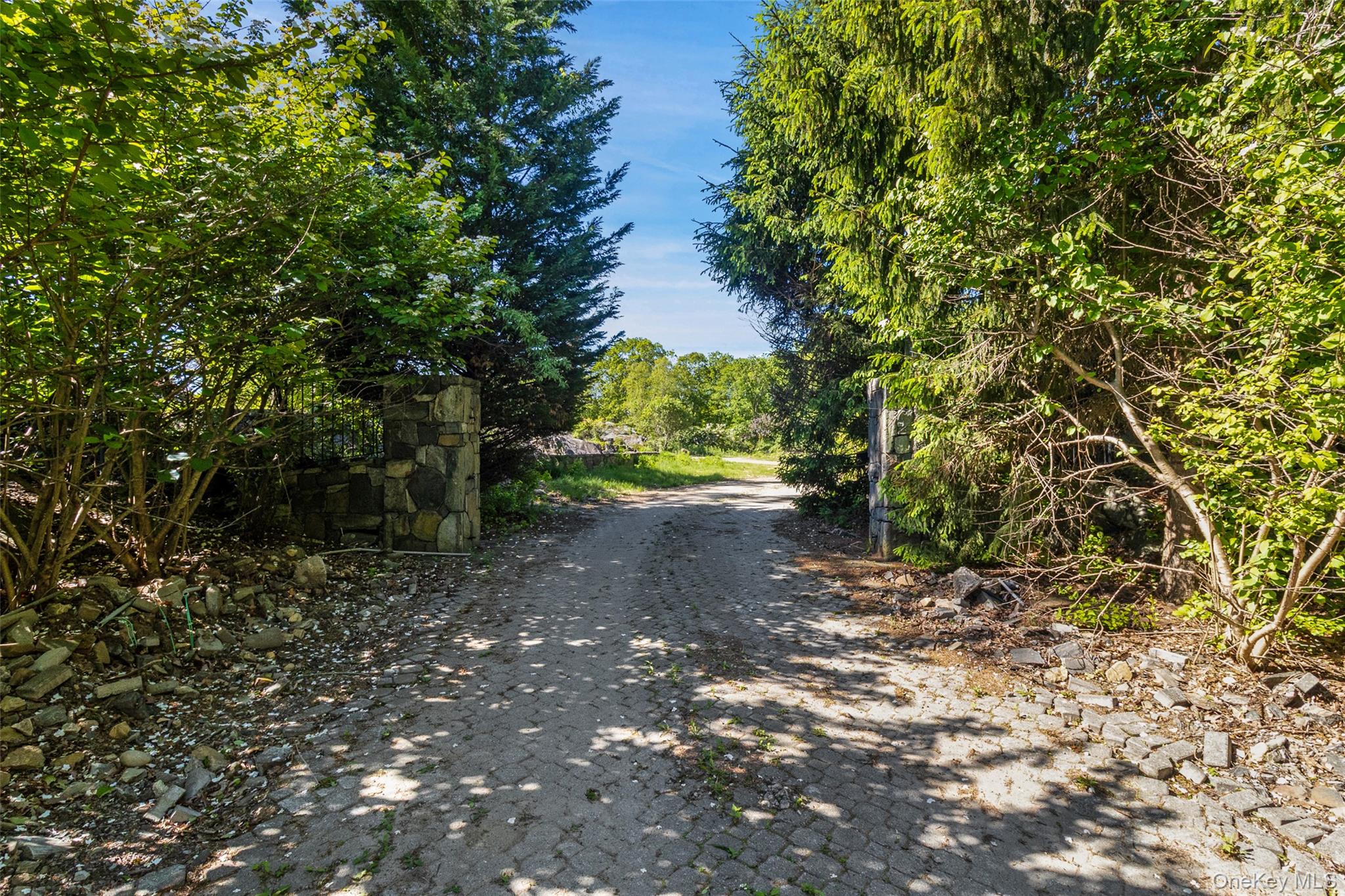 371-383 Pea Pond Road, Katonah, NY 10536