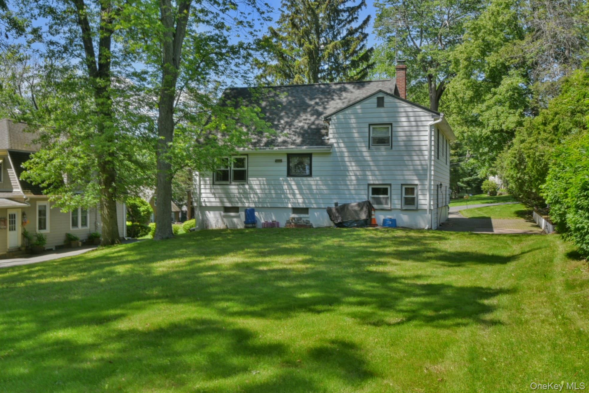 210 Rockland Road, Pearl River, NY 10965