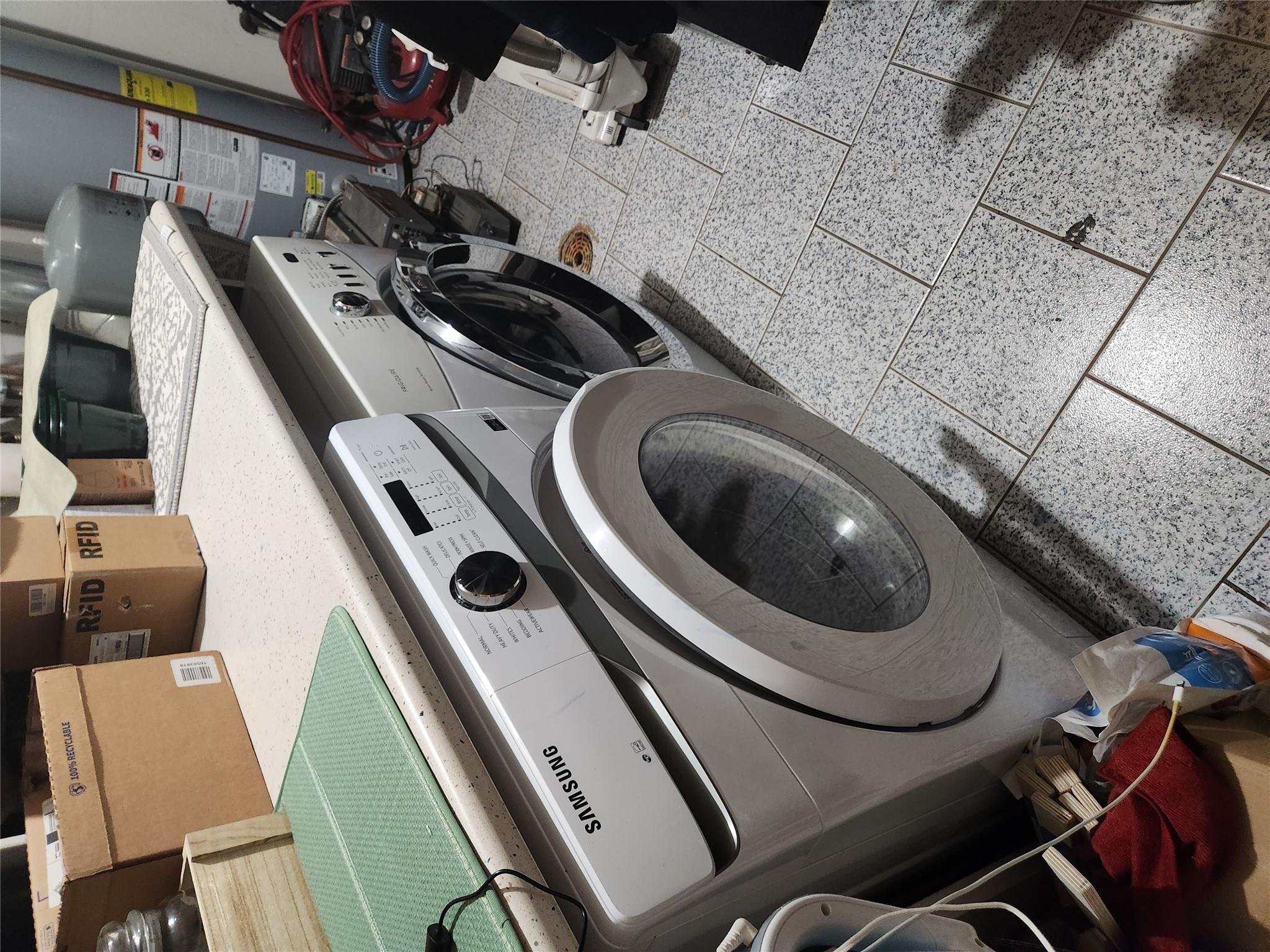 2-16 Beach 98 Street, Rockaway Park, NY 11694