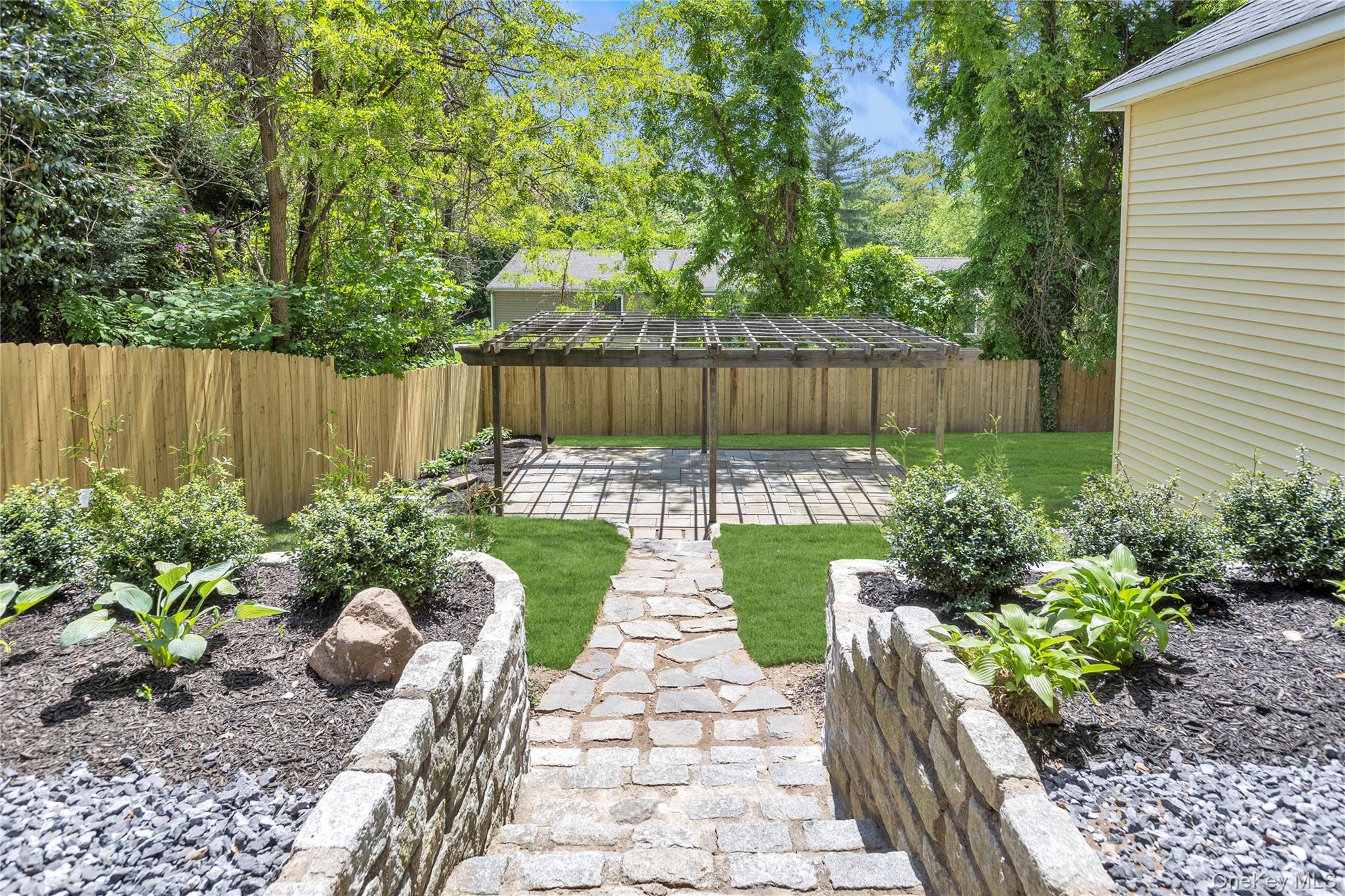 46 Mechanic Street, Huntington, NY 11743