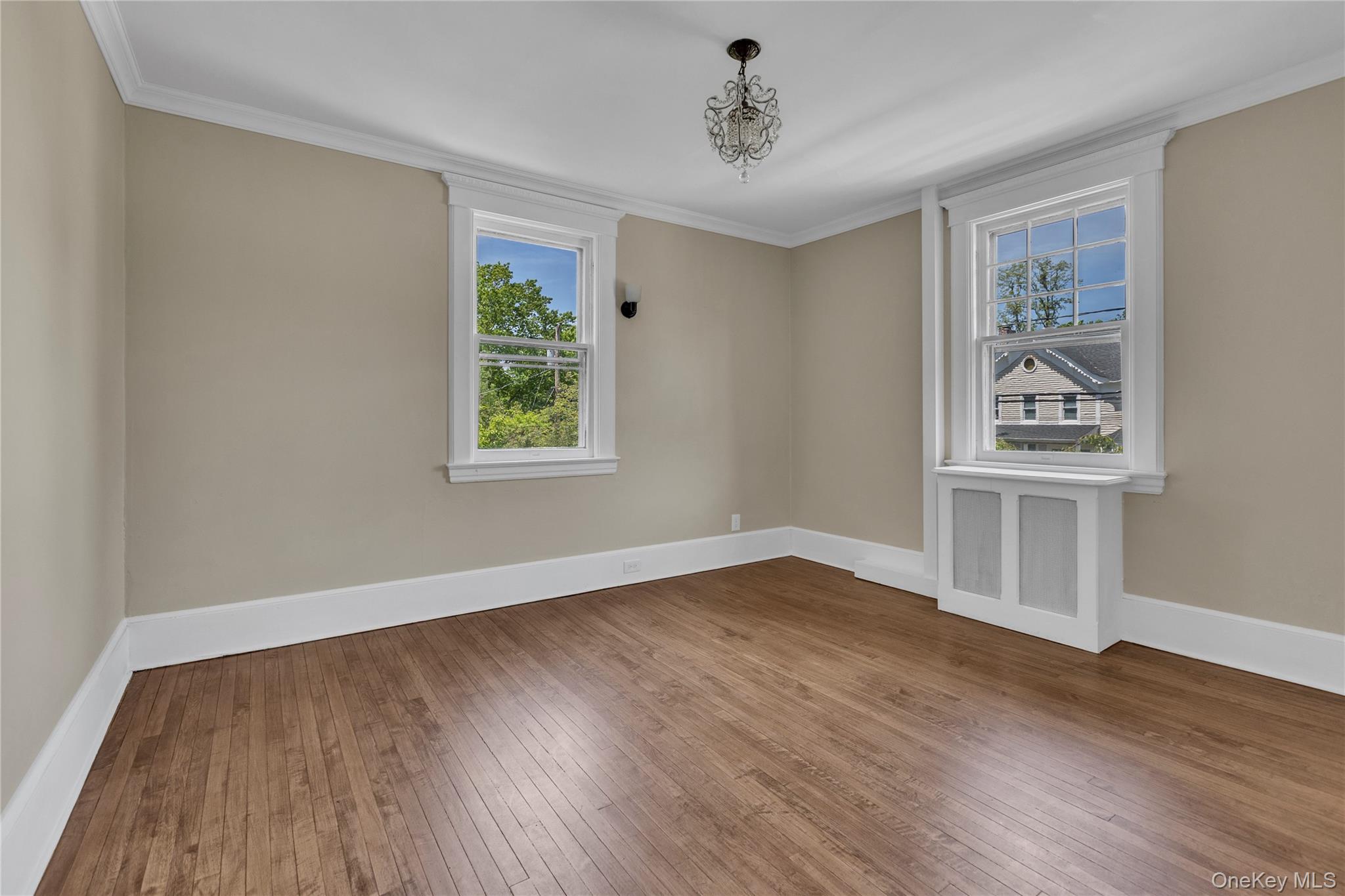 46 Mechanic Street, Huntington, NY 11743