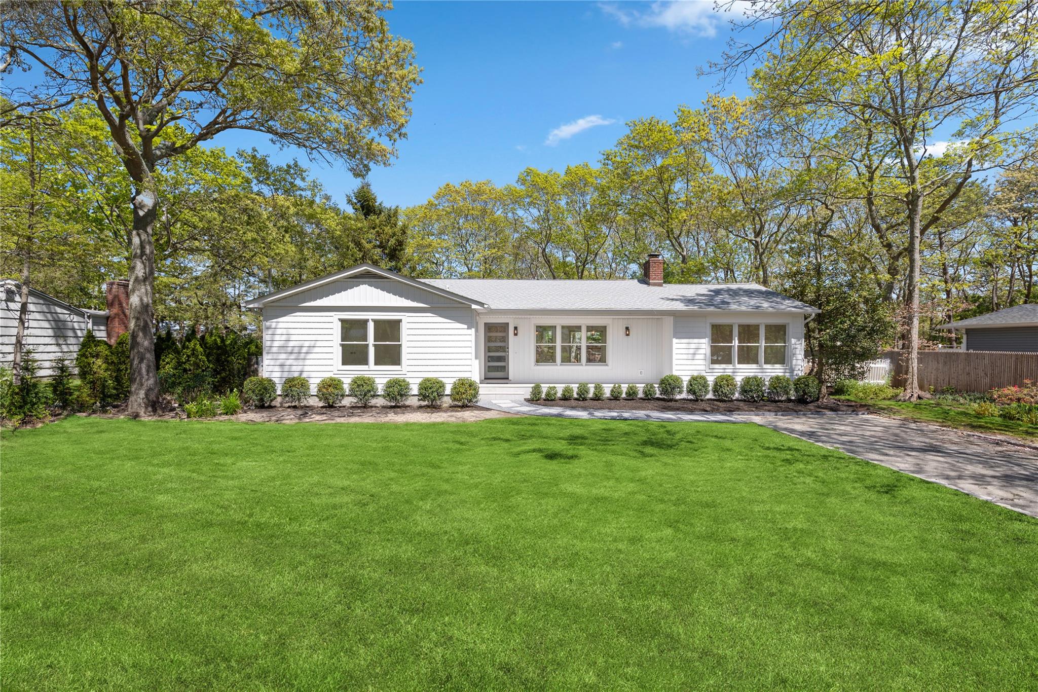 4 Pine Tree Court, East Quogue, NY 11942