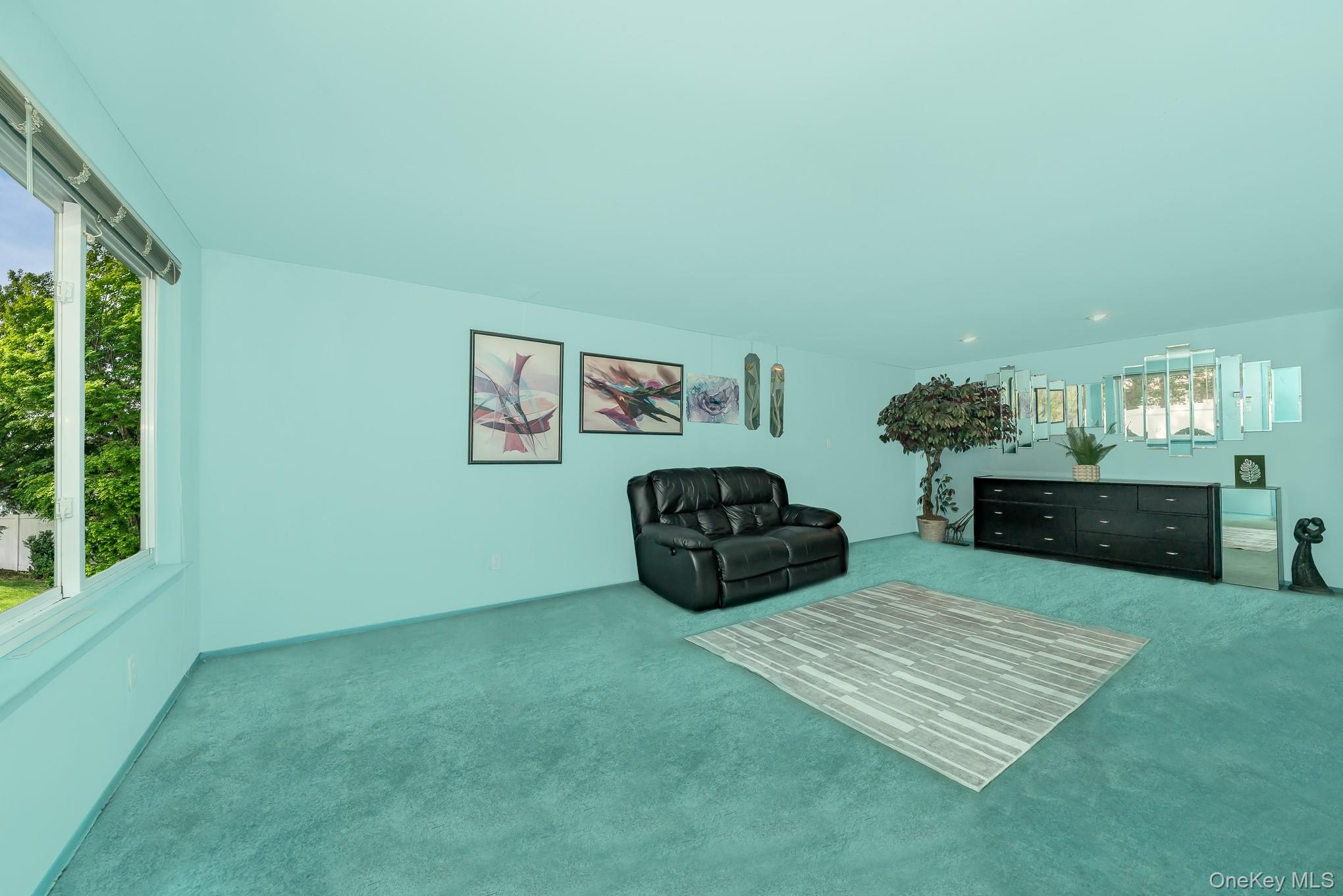 784 Blue Ridge Drive, Medford, NY 11763