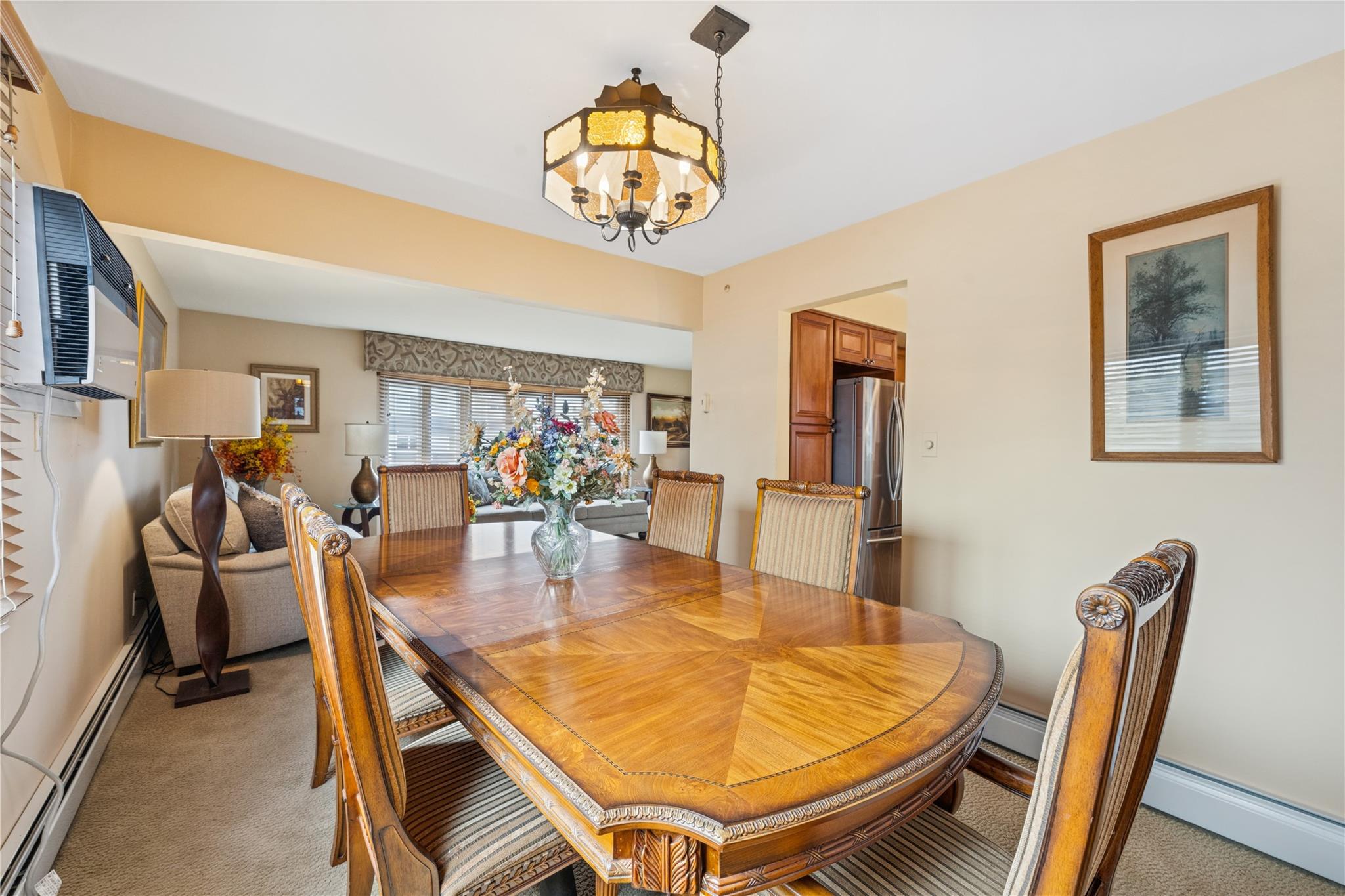 189 Pennsylvania Avenue, Island Park, NY 11558