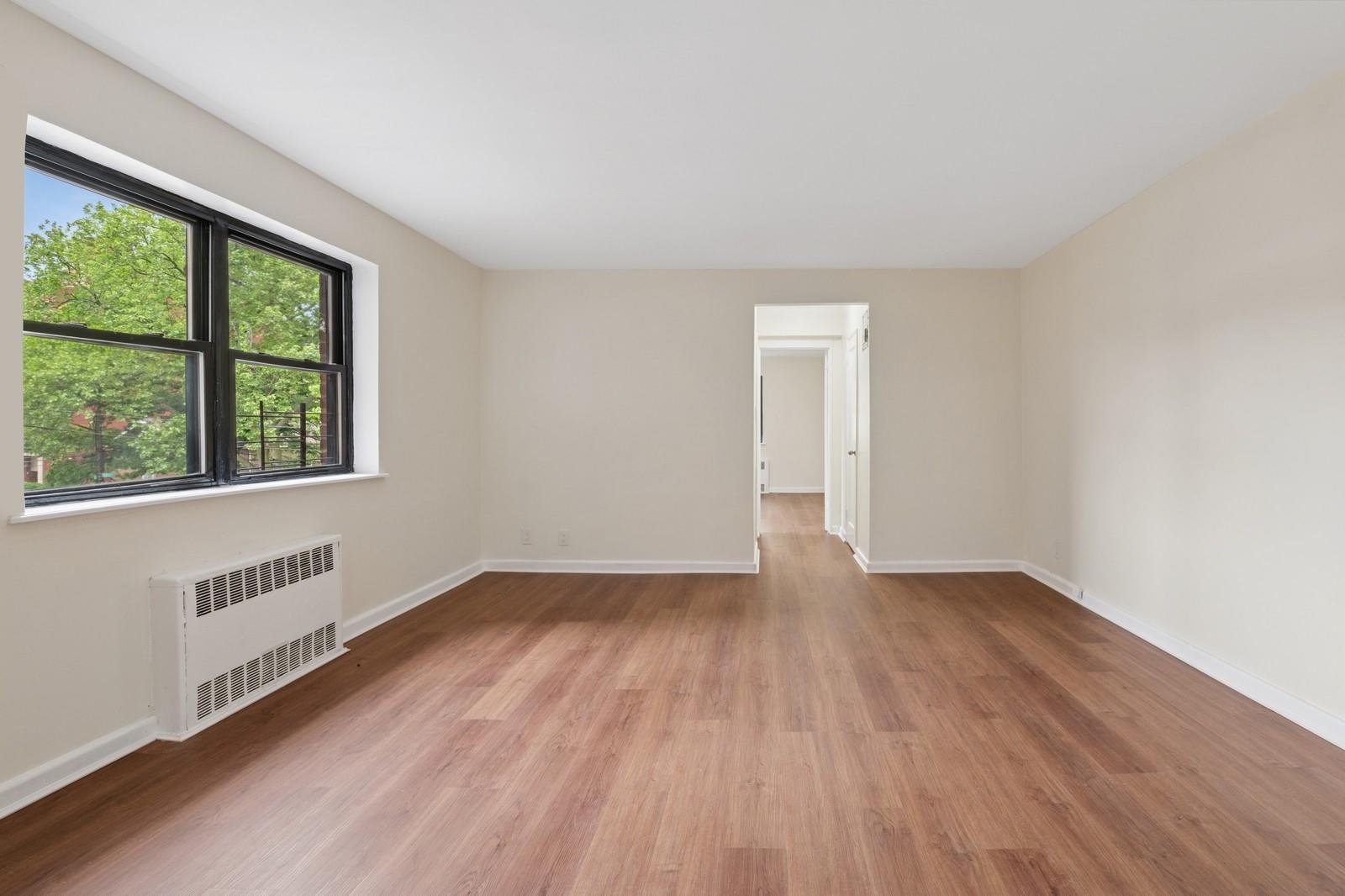 147-10 84 Rd # 2 K, Briarwood, NY 11435